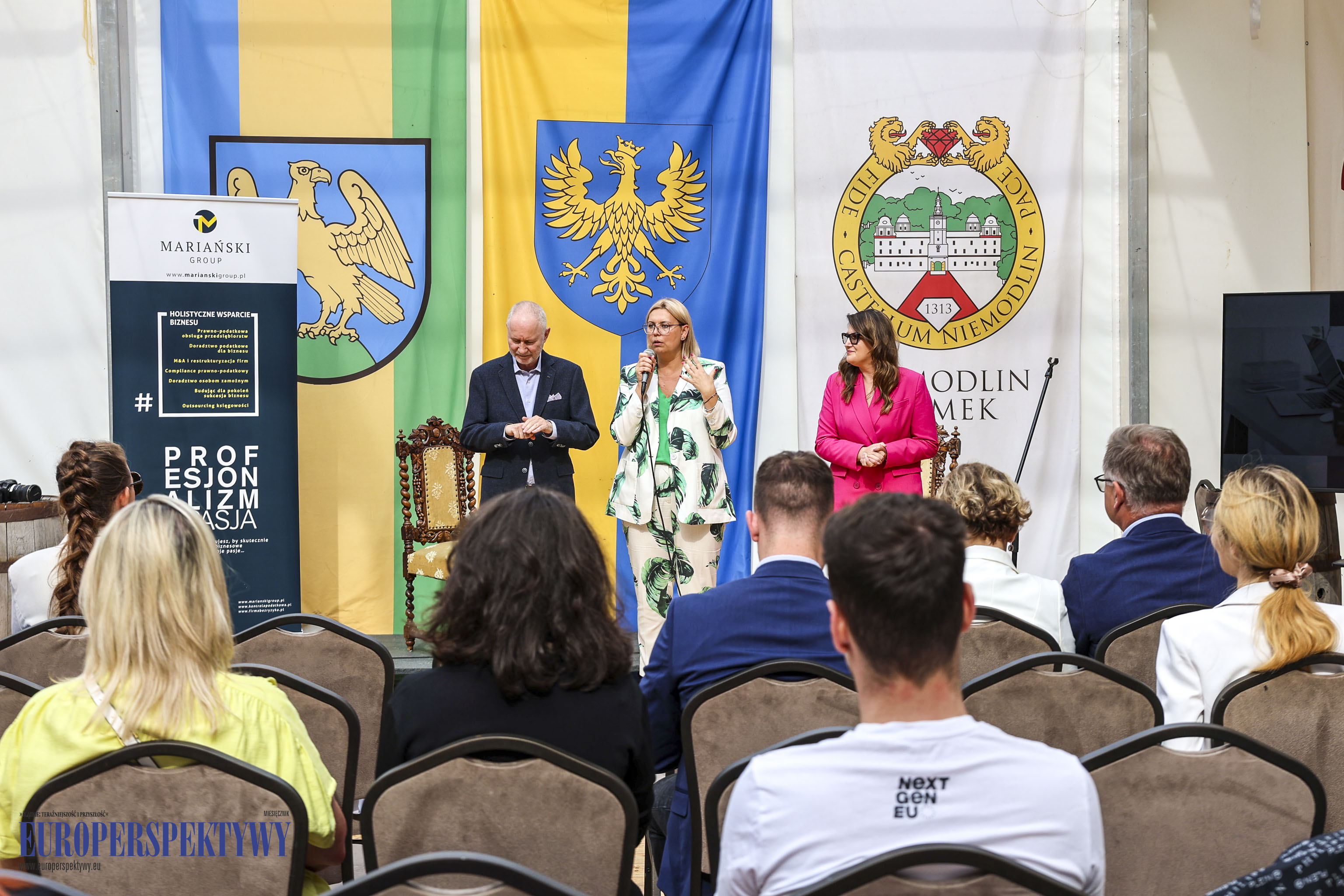 _MGL-1051 Europerspektywy Business Centre Club na Zamku w Niemodlinie