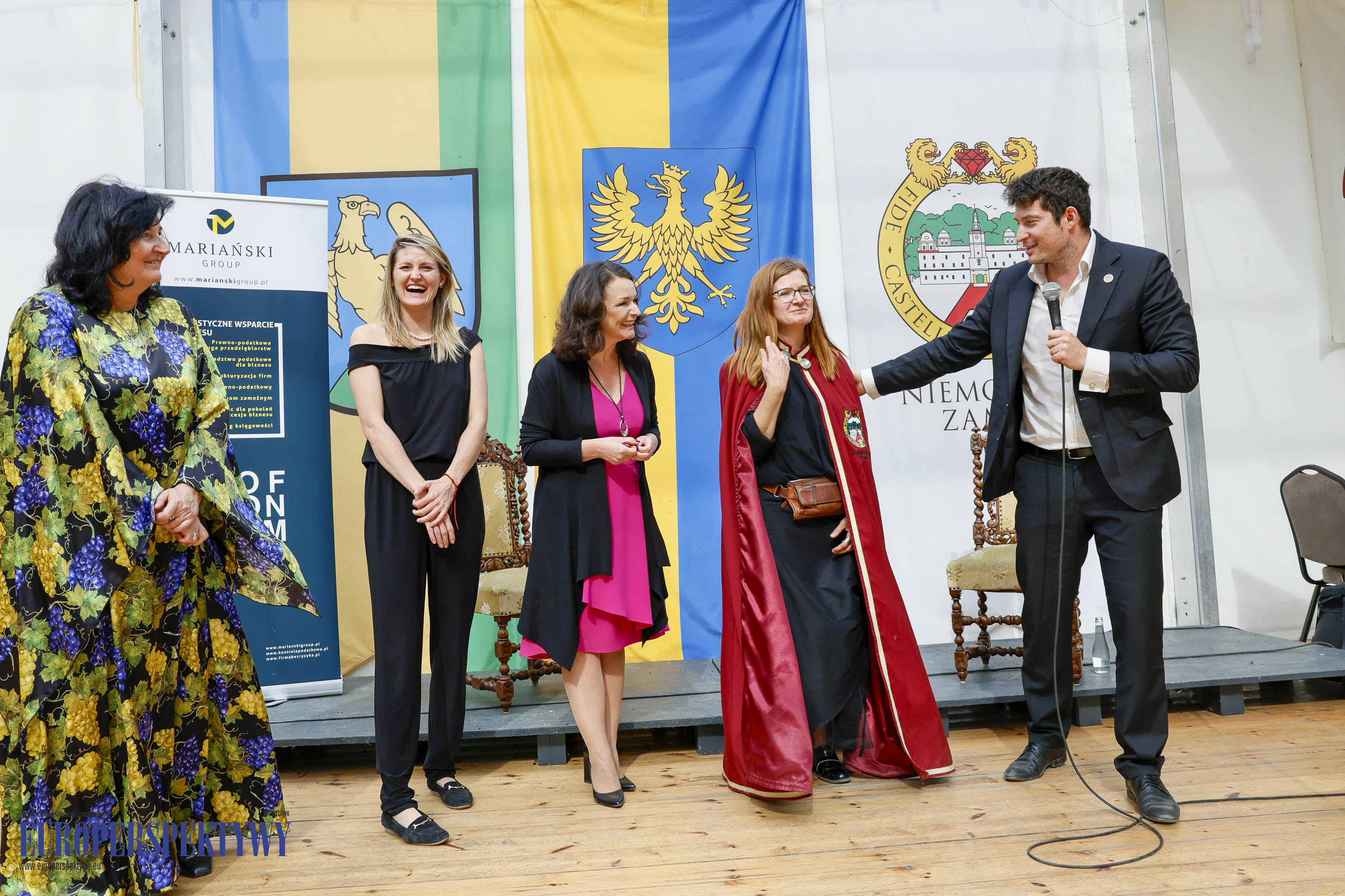 _MGL-1061 Europerspektywy Business Centre Club na Zamku w Niemodlinie