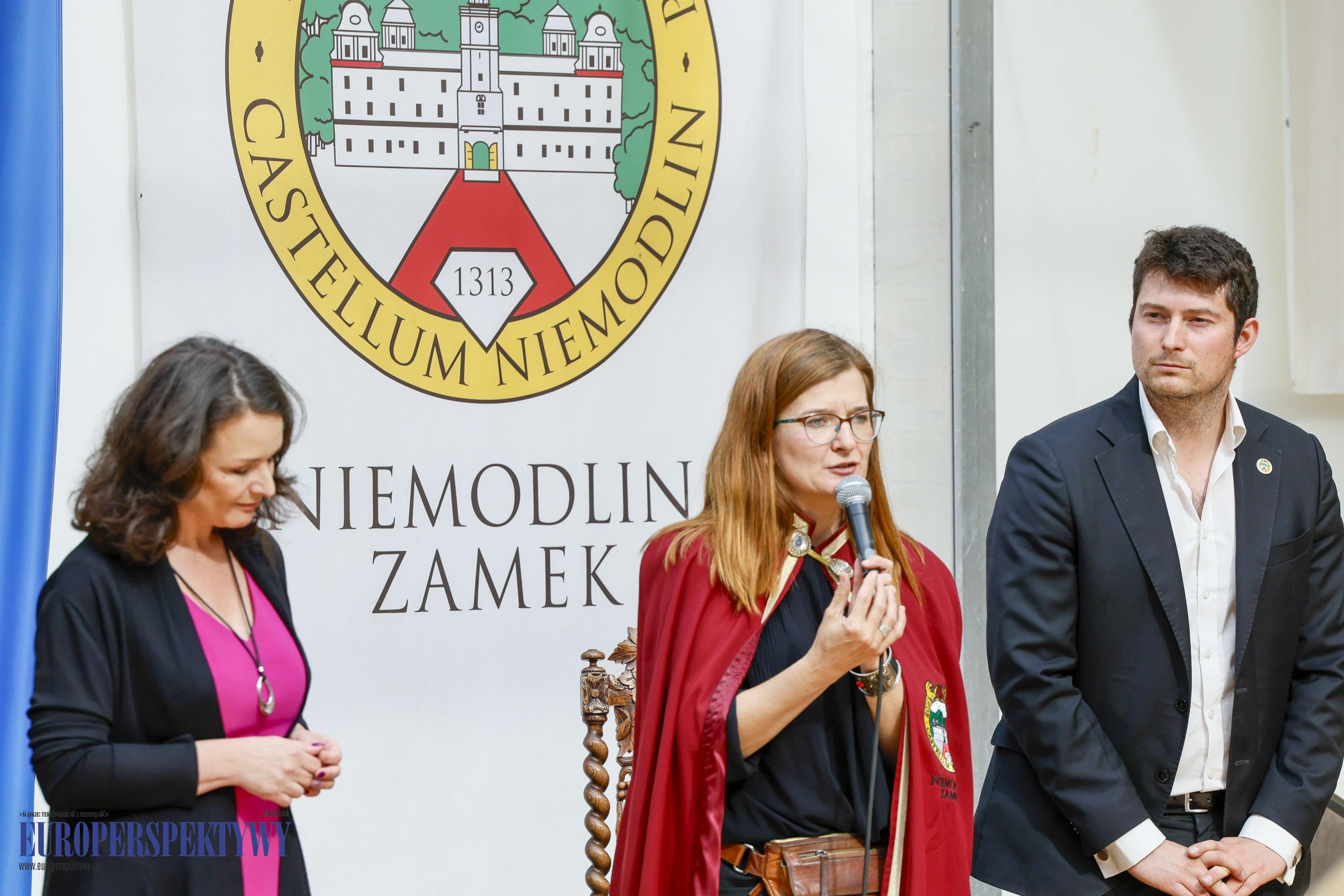 _MGL-1067 Europerspektywy Business Centre Club na Zamku w Niemodlinie