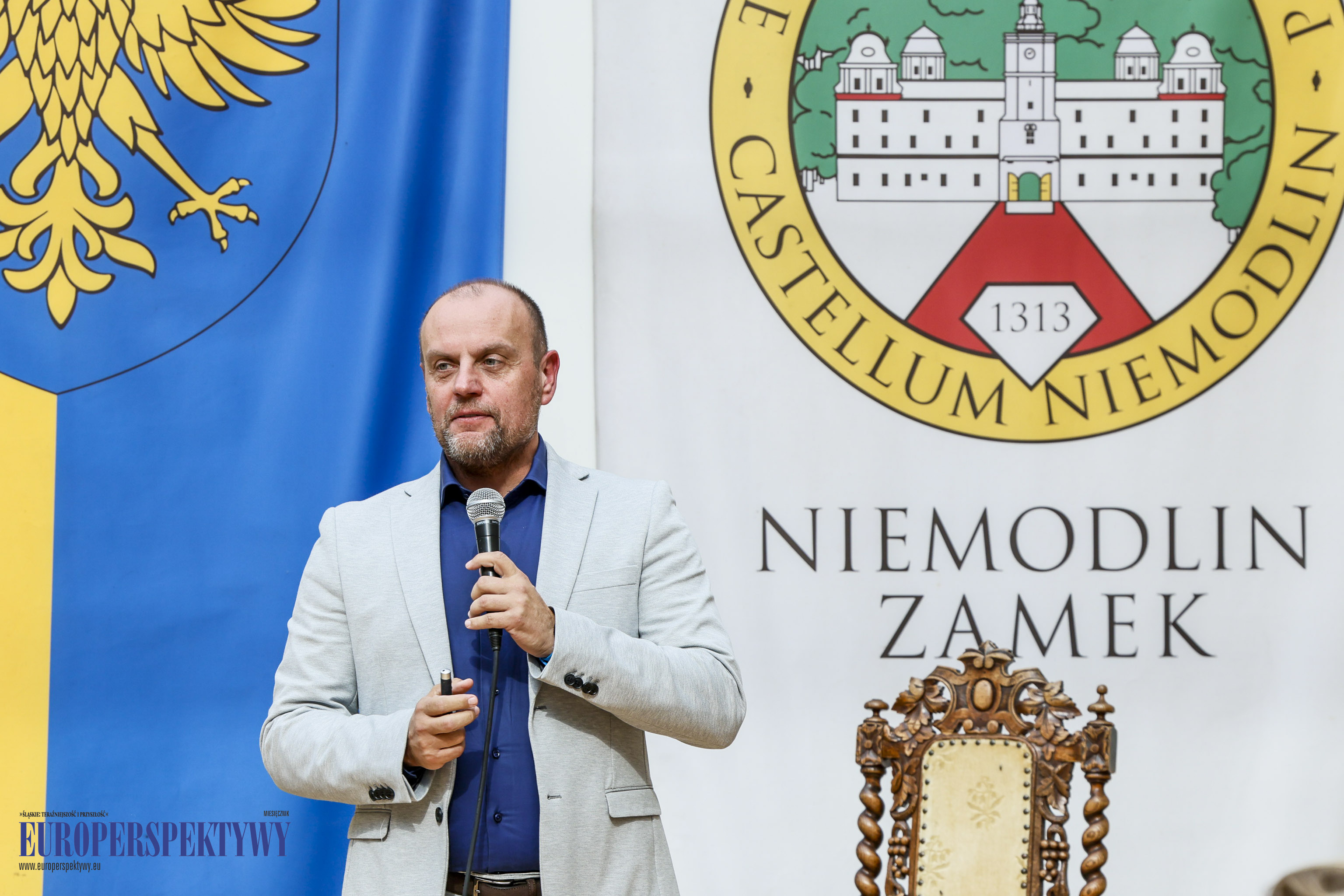 _MGL-1073 Europerspektywy Business Centre Club na Zamku w Niemodlinie