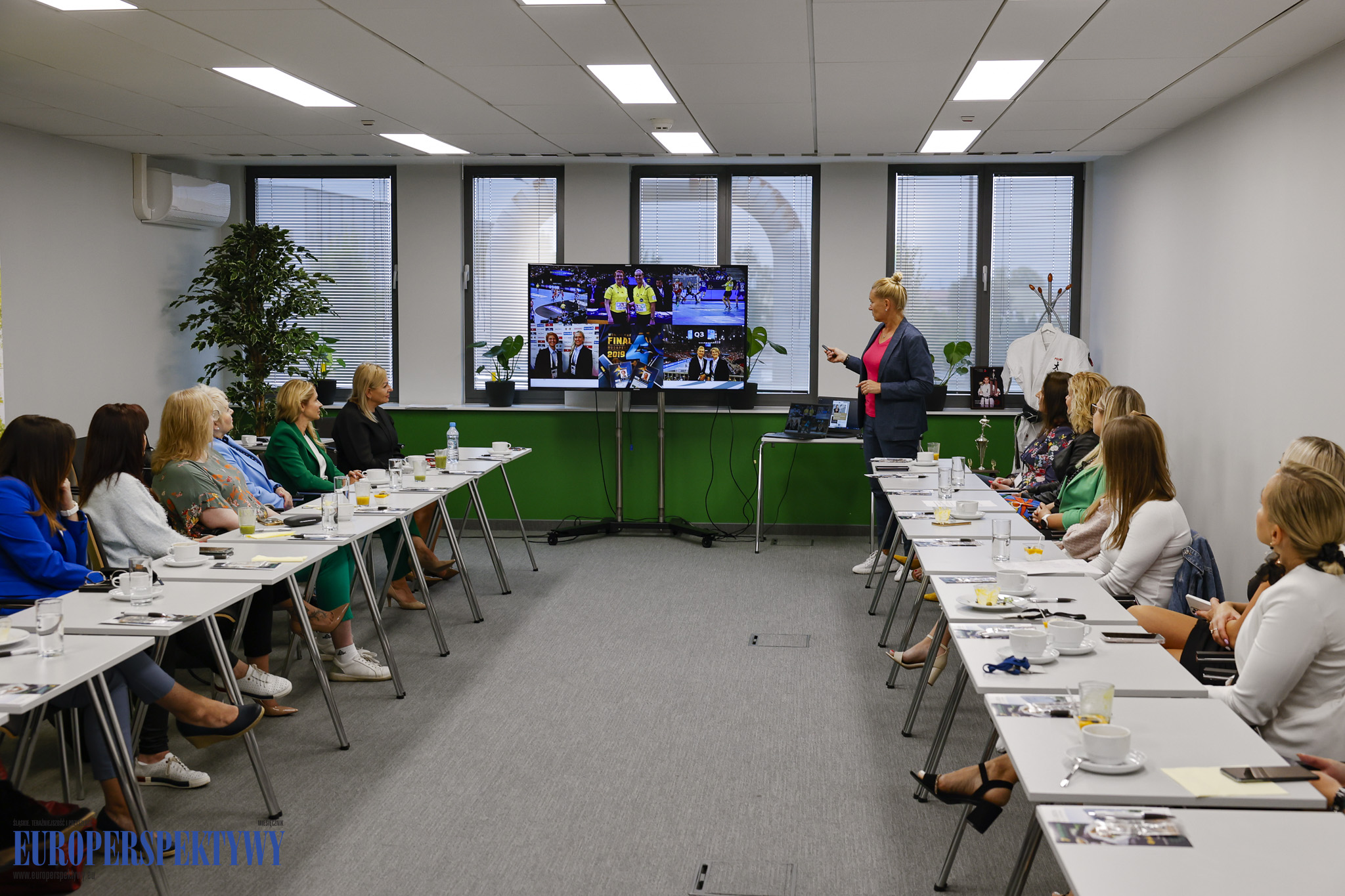 _MGL5518 Europerspektywy Atrion: 3. Kobieca Akademia Rozwoju