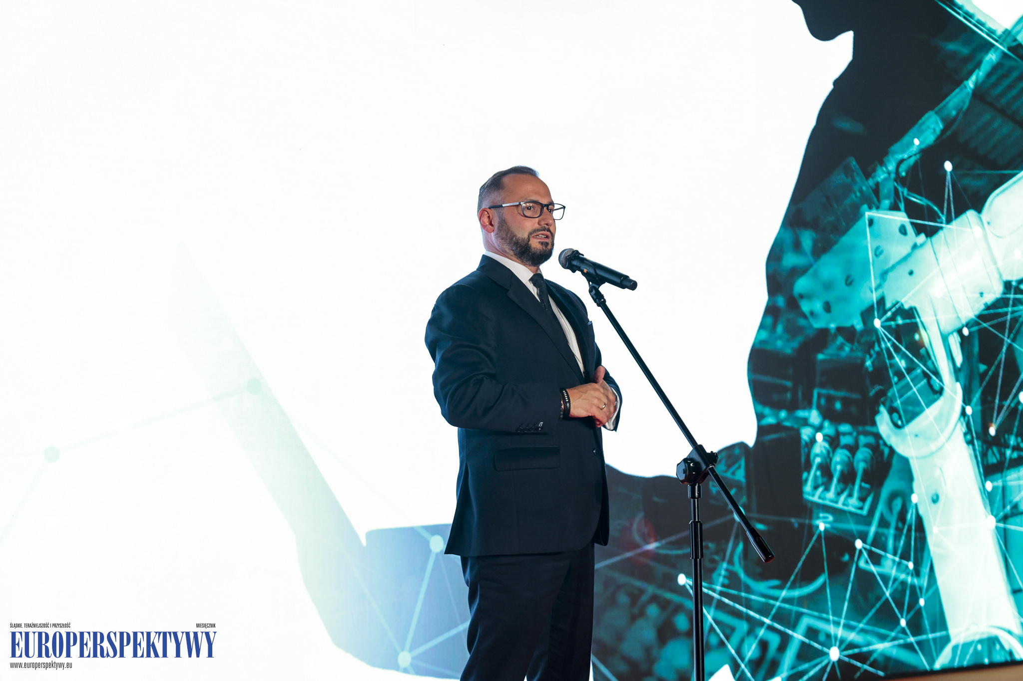 _MGL8019 Europerspektywy Industry in Transition 2024