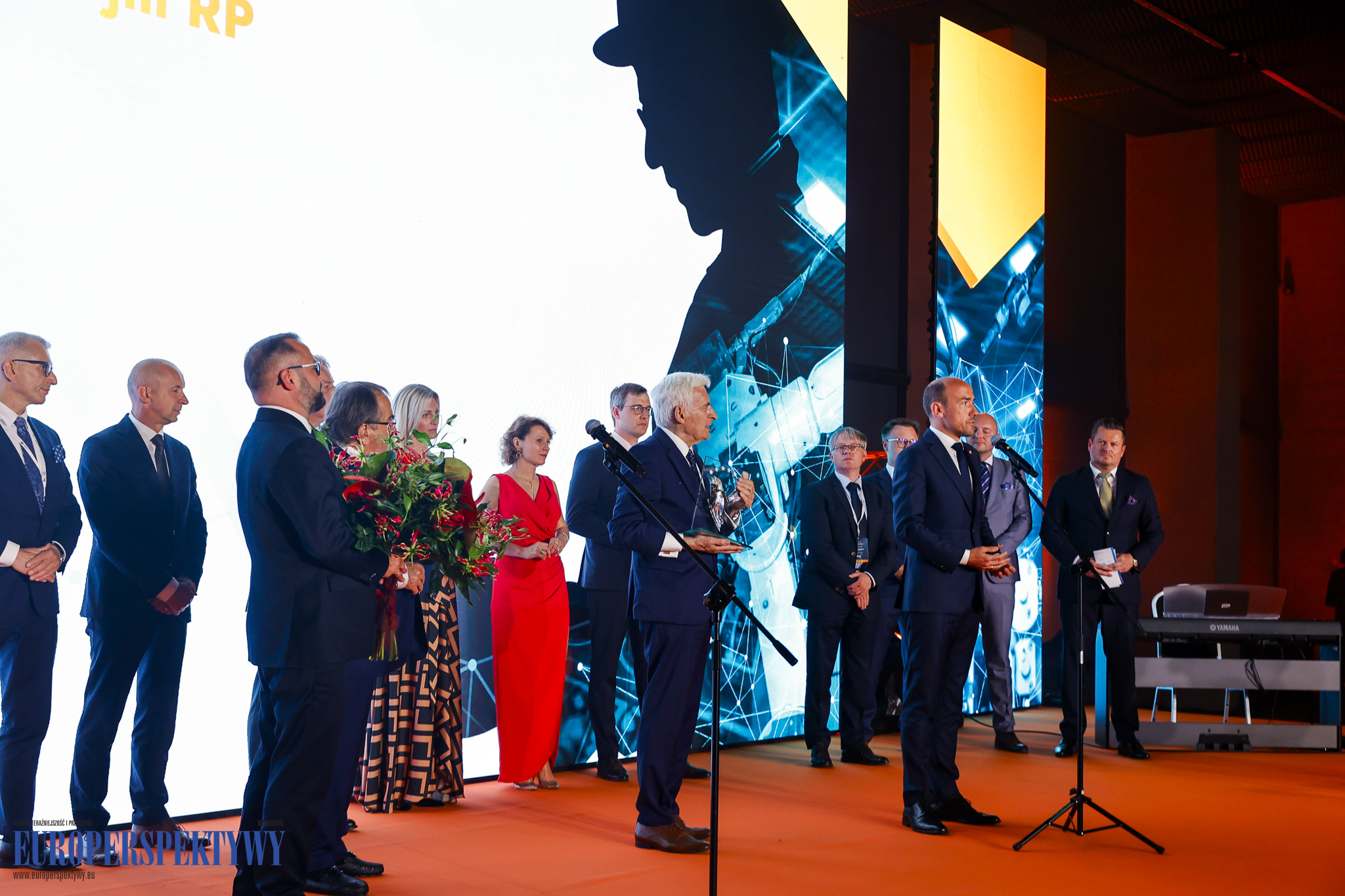 _MGL8393 Europerspektywy Industry in Transition 2024