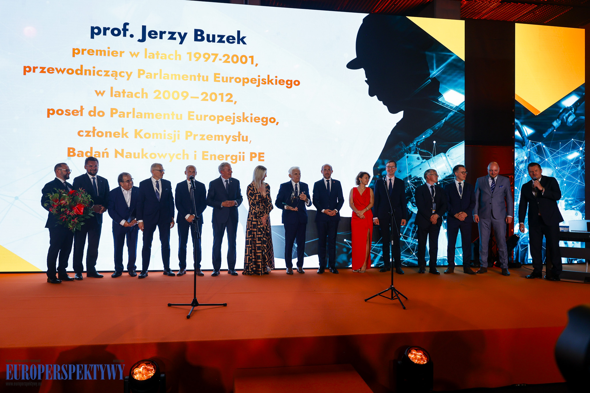 _MGL8601 Europerspektywy Industry in Transition 2024