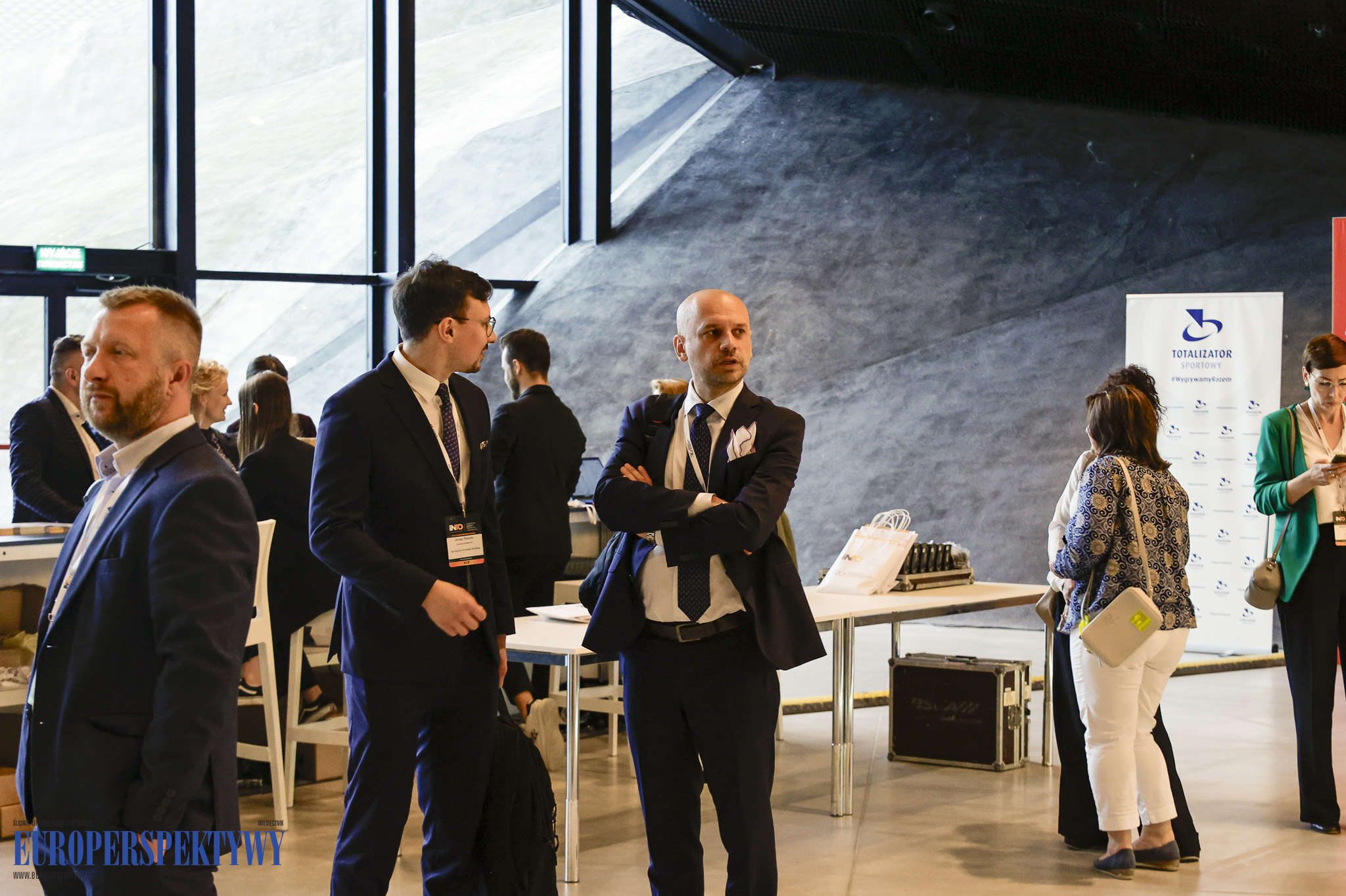 _MGL9302 Europerspektywy Industry in Transition 2024