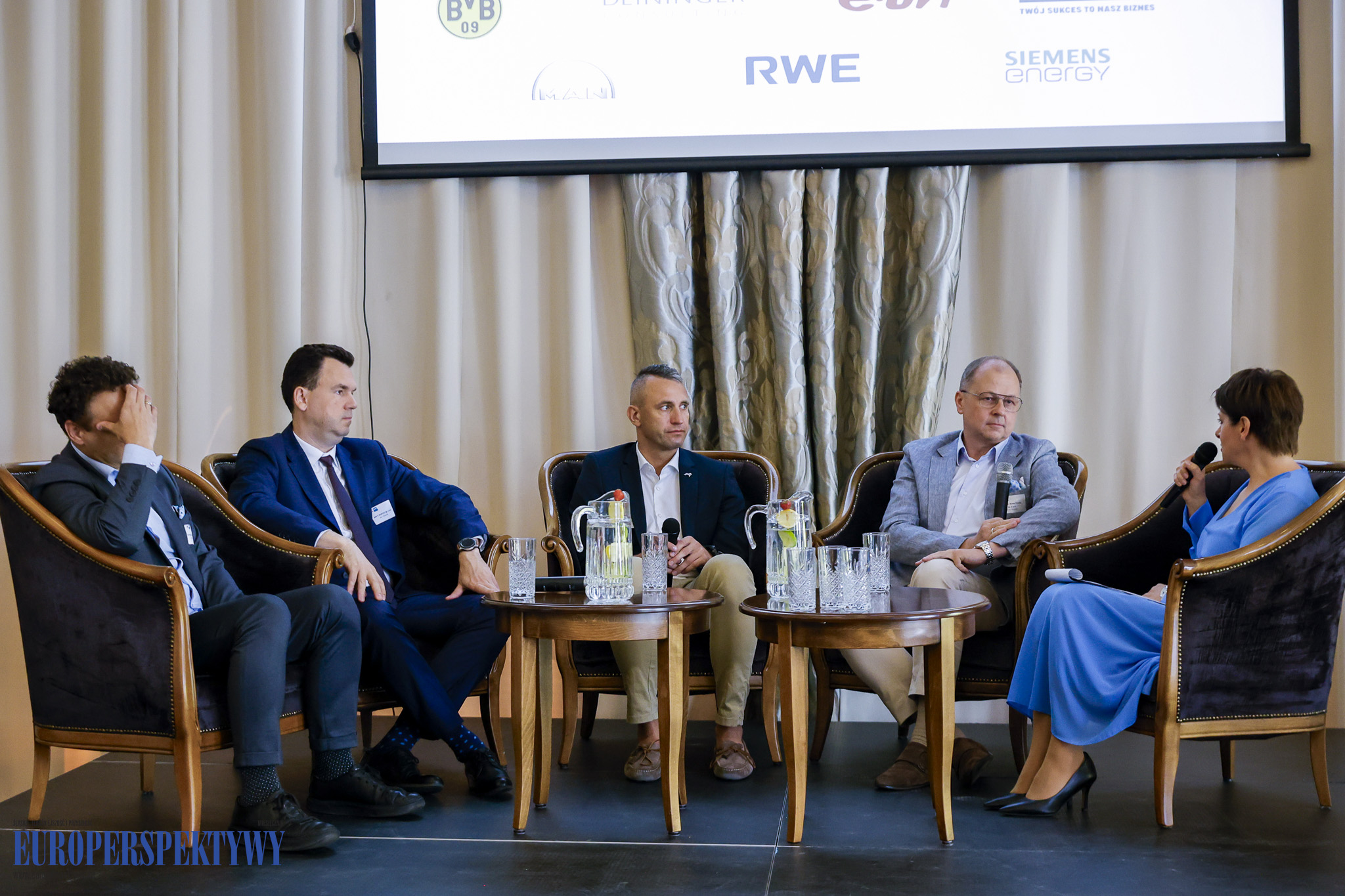 W Piekarach Śląskich odbyła się konferencja „BRANŻA AUTOMOTIVE: STABILIZACJA CZY WYZWANIA?”. Wydarzenie zorganizowała Polsko-Niemiecka Izba Przemysłowo-Handlowa (AHK Polska).