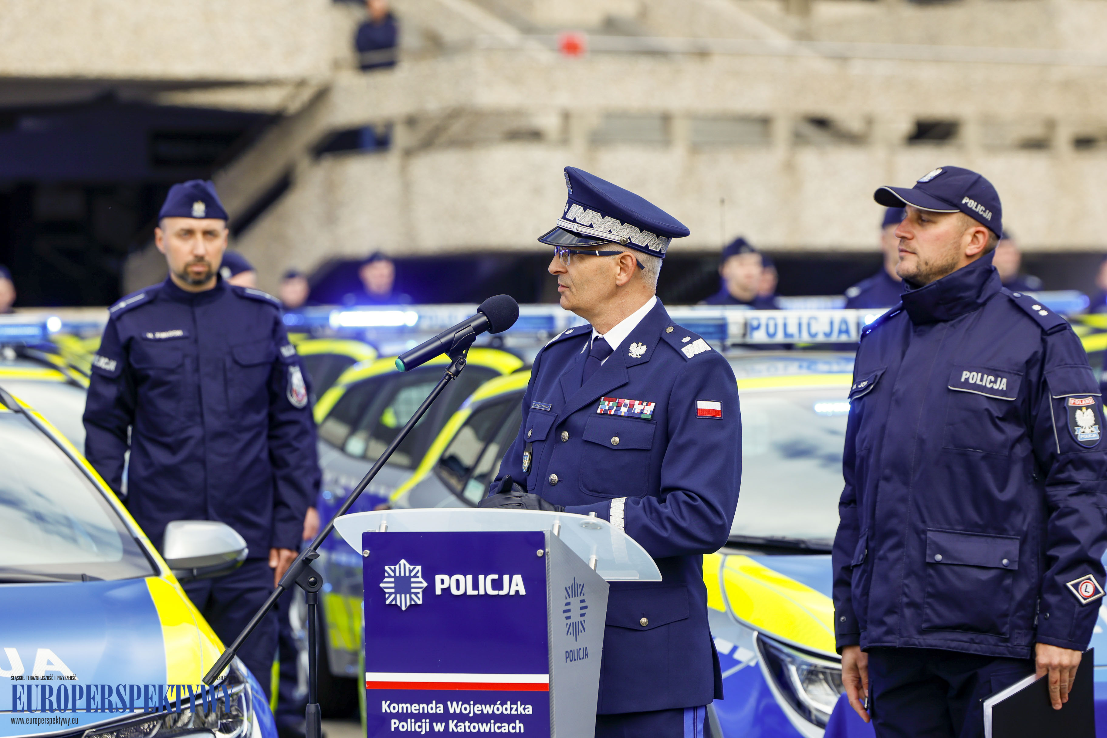 Europerspektywy Uroczyste przekazanie radiowozów