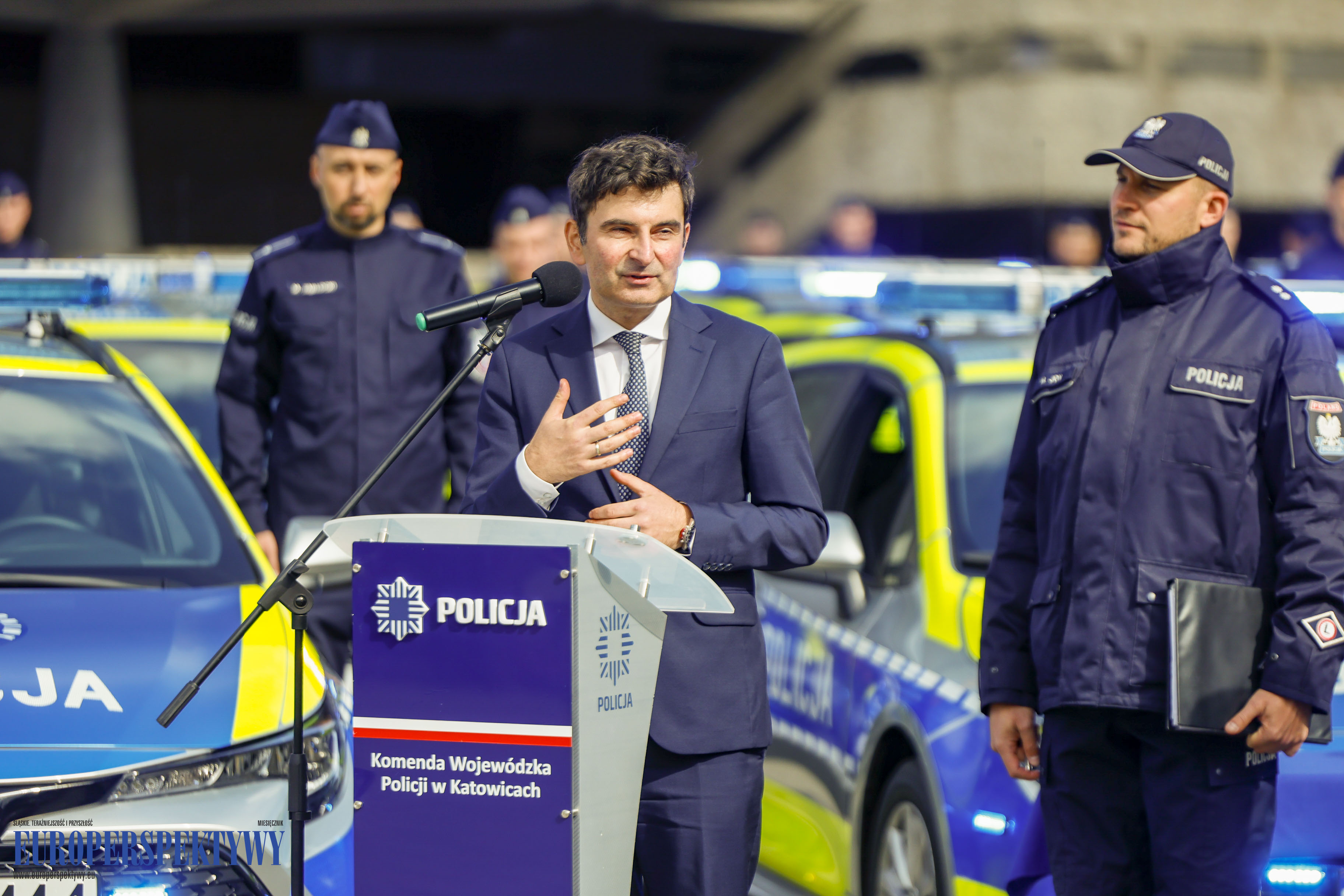 Europerspektywy Uroczyste przekazanie radiowozów