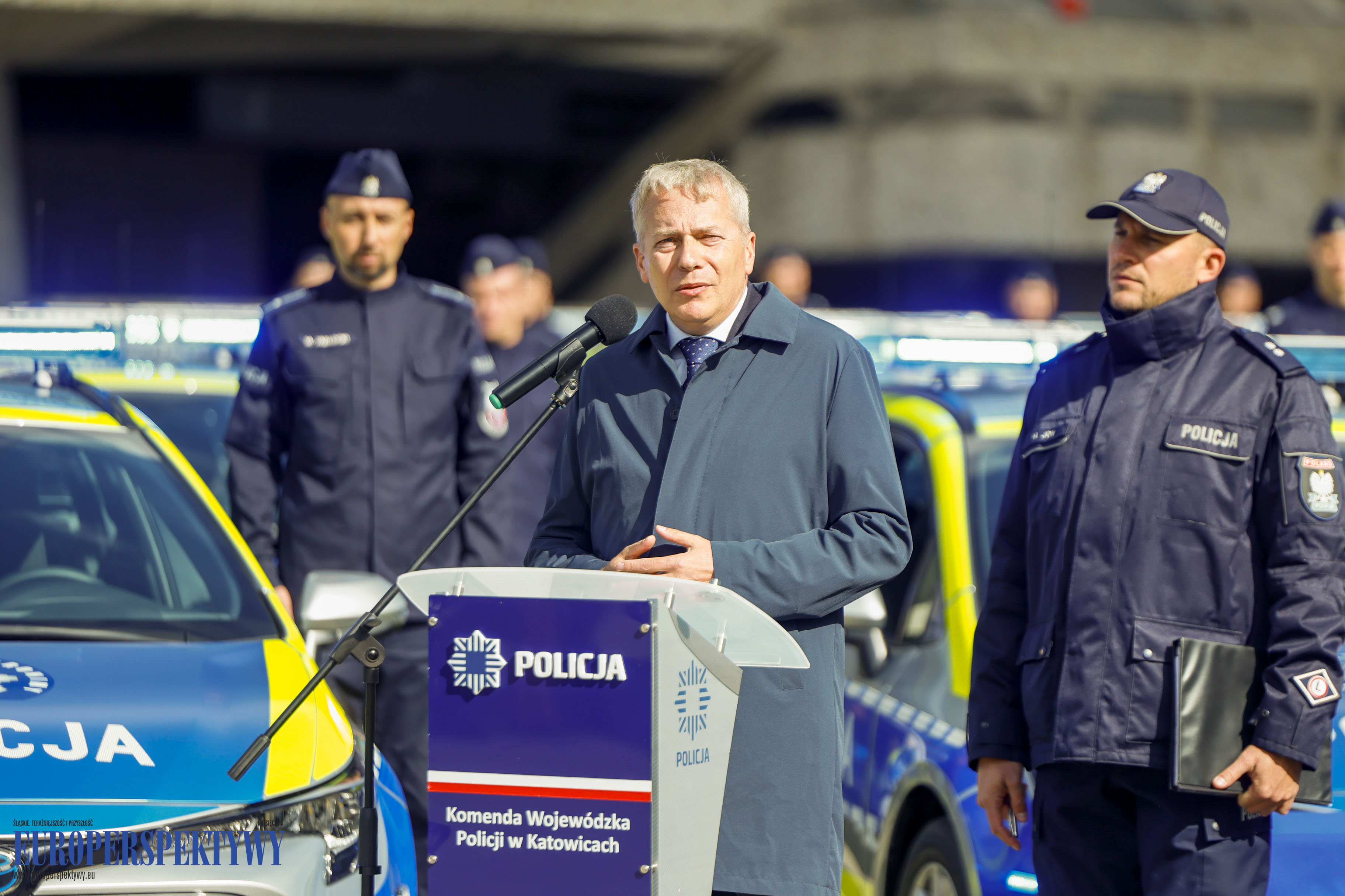 Europerspektywy Uroczyste przekazanie radiowozów