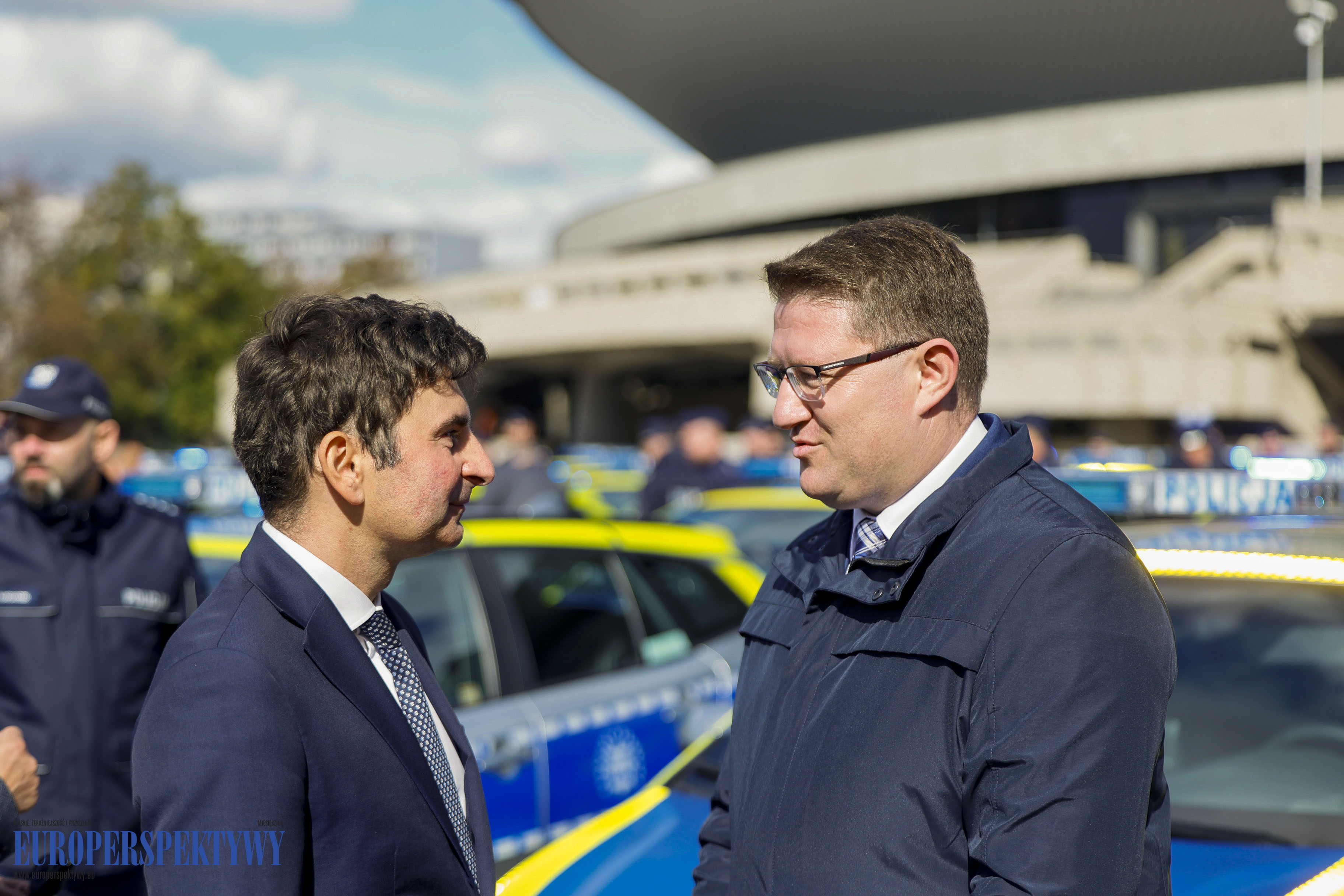 Europerspektywy Uroczyste przekazanie radiowozów