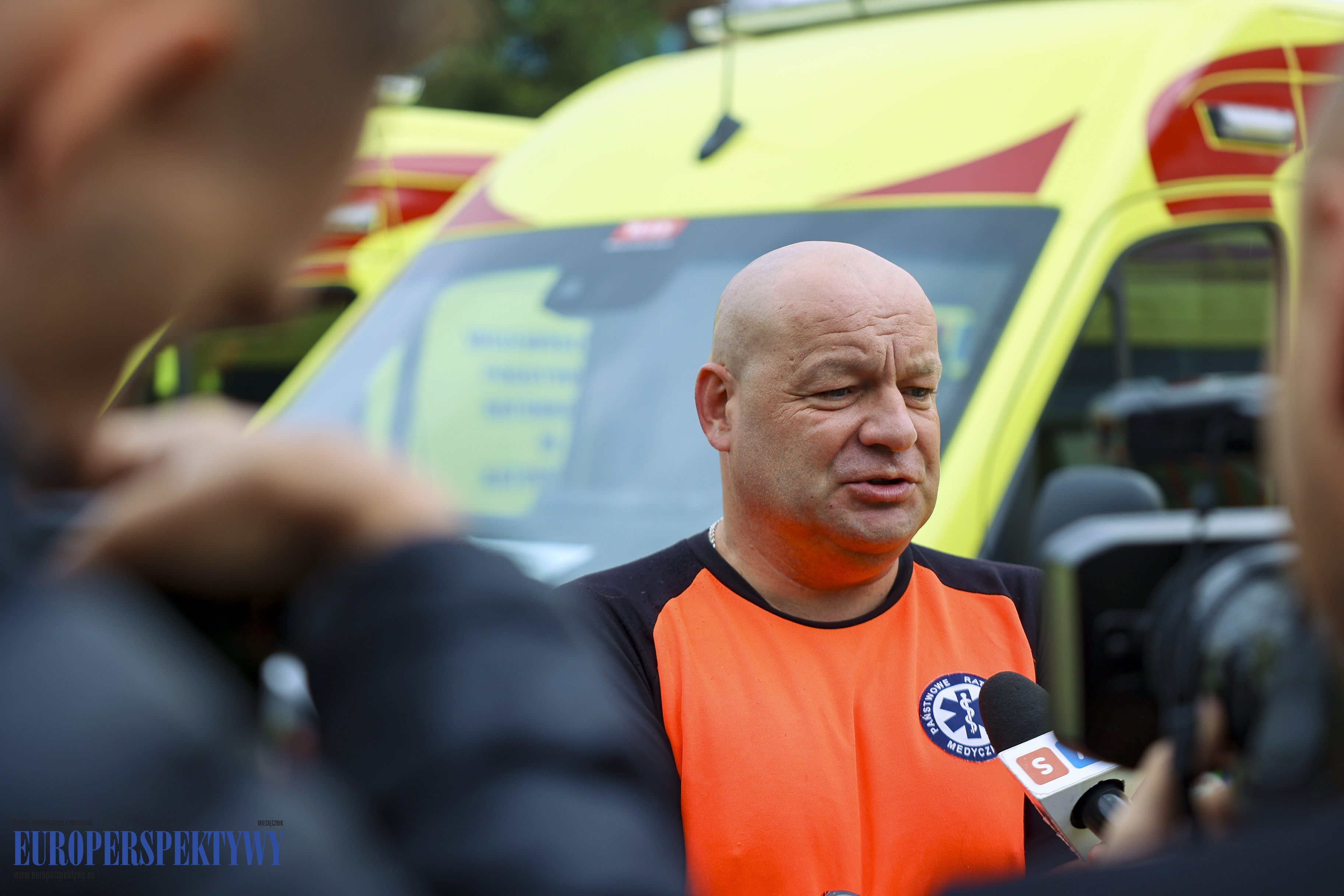 Europerspektywy 14 ambulansów dla WPR w Katowicach