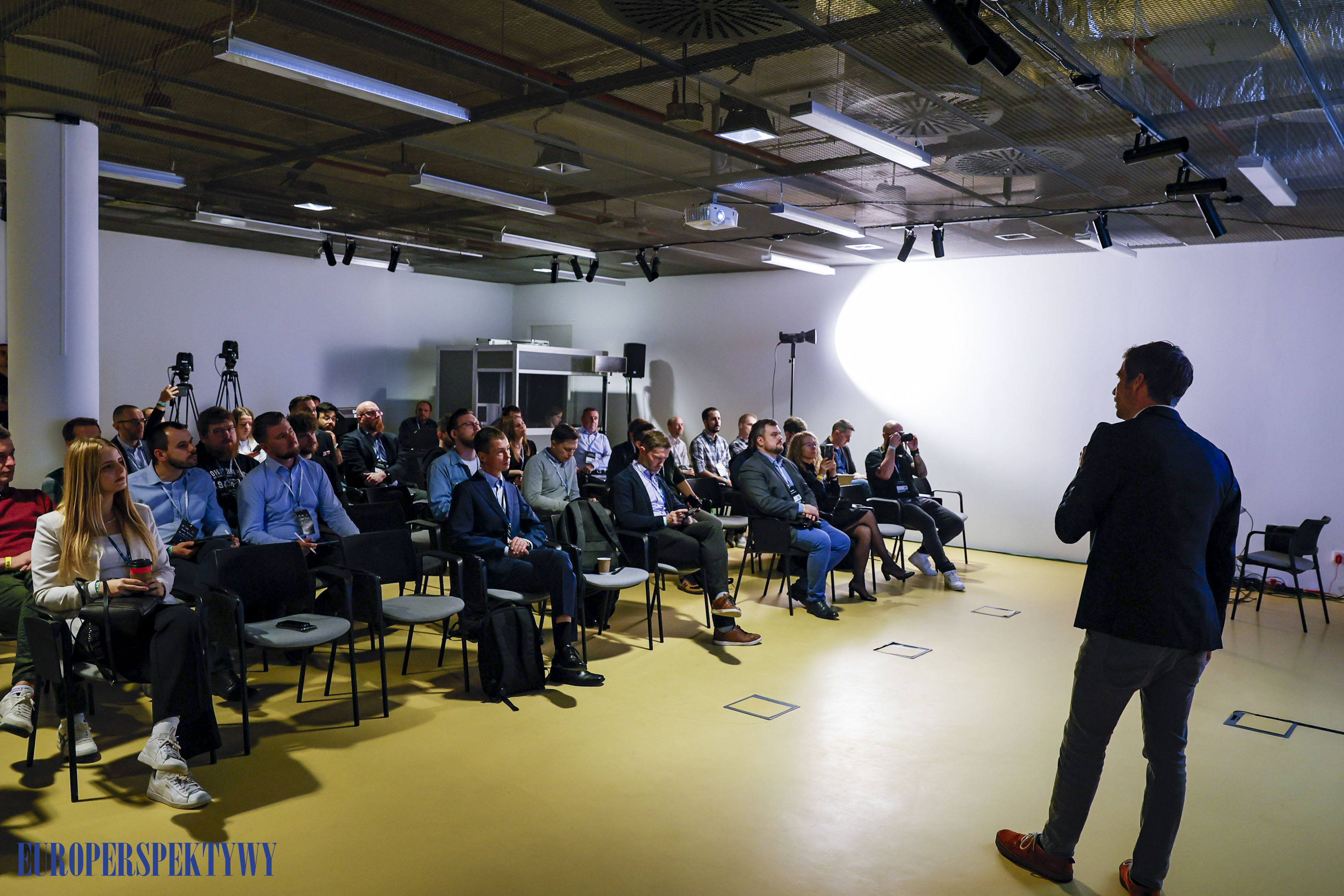 _MGM7320 Europerspektywy Konferencja AI<>BA