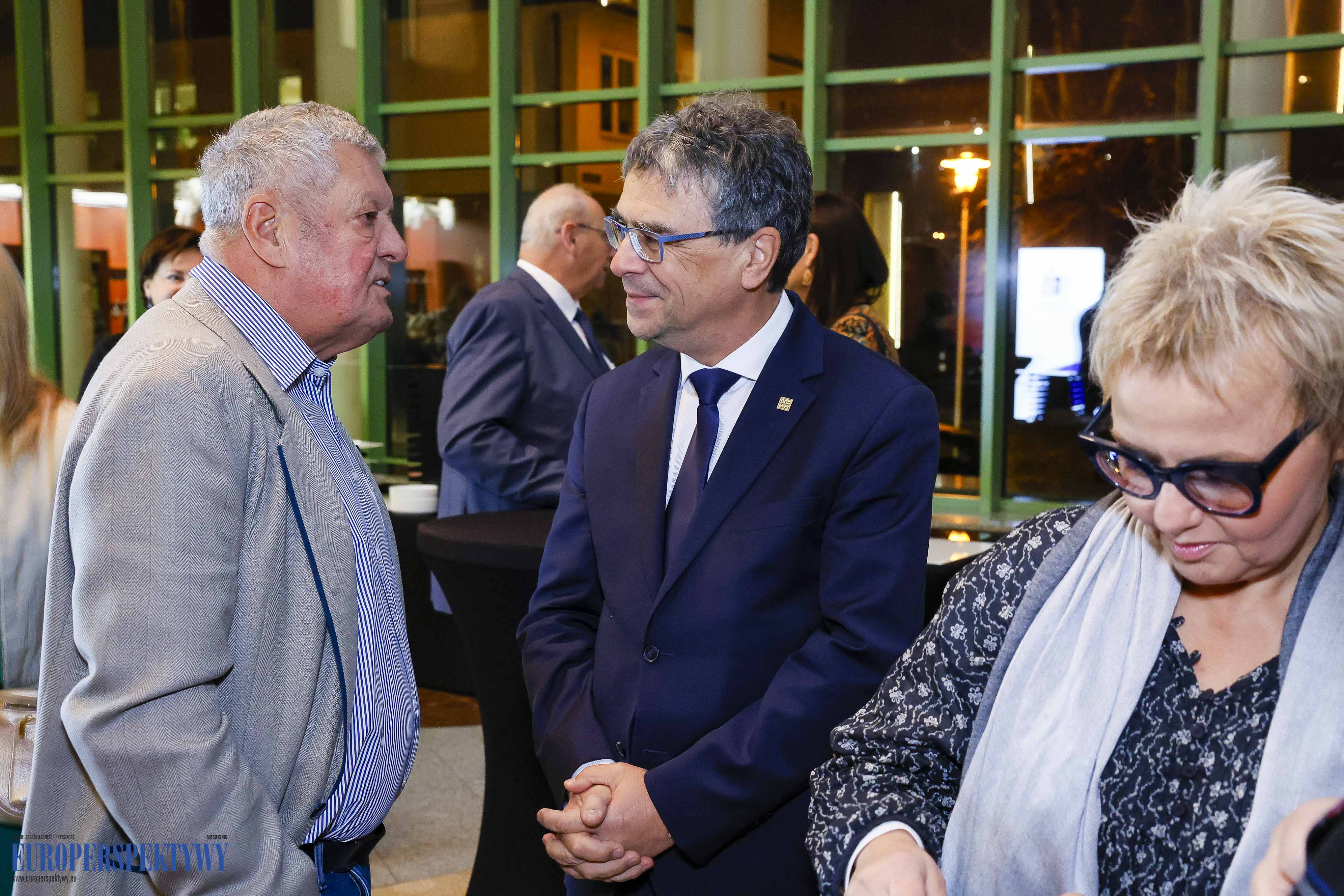 EP-12 Europerspektywy Beskidzka Izba Gospodarcza: świąteczna gala