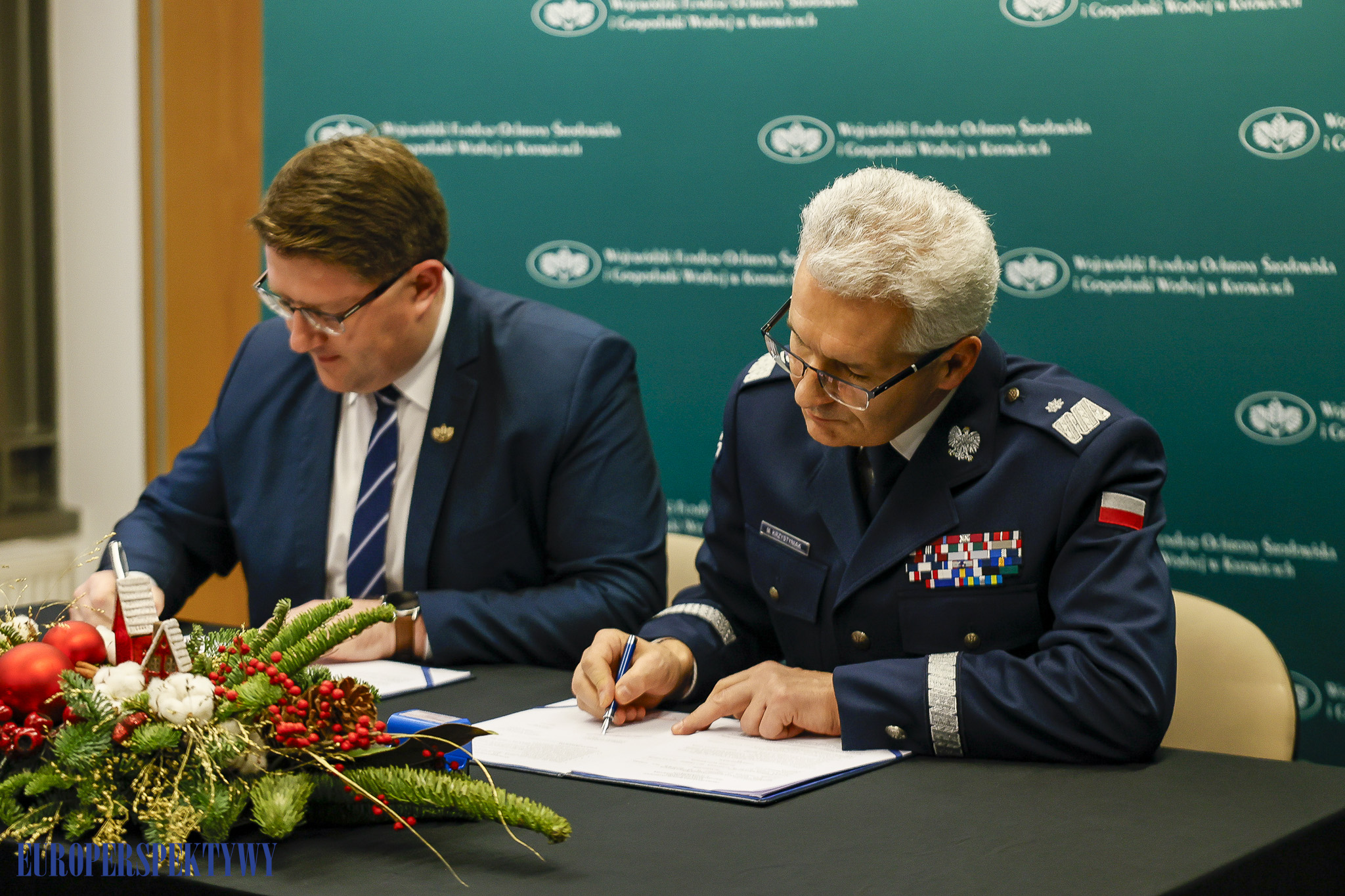 Europerspektywy WFOŚiGW: nowe radiowozy dla śląskiej policji