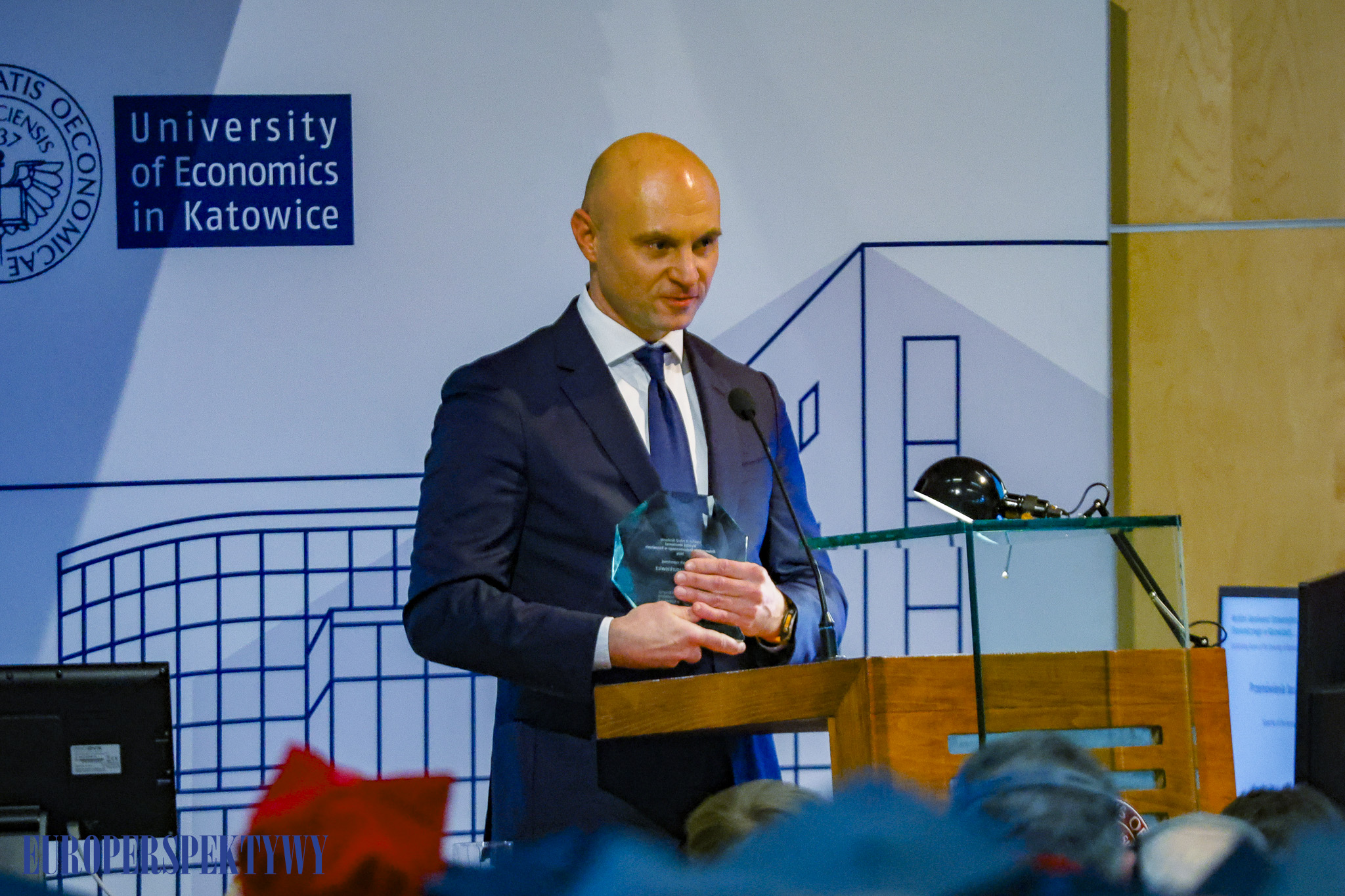 AE (172 z 187) Europerspektywy Uniwersytet Ekonomiczny obchodził swoje 88. urodziny