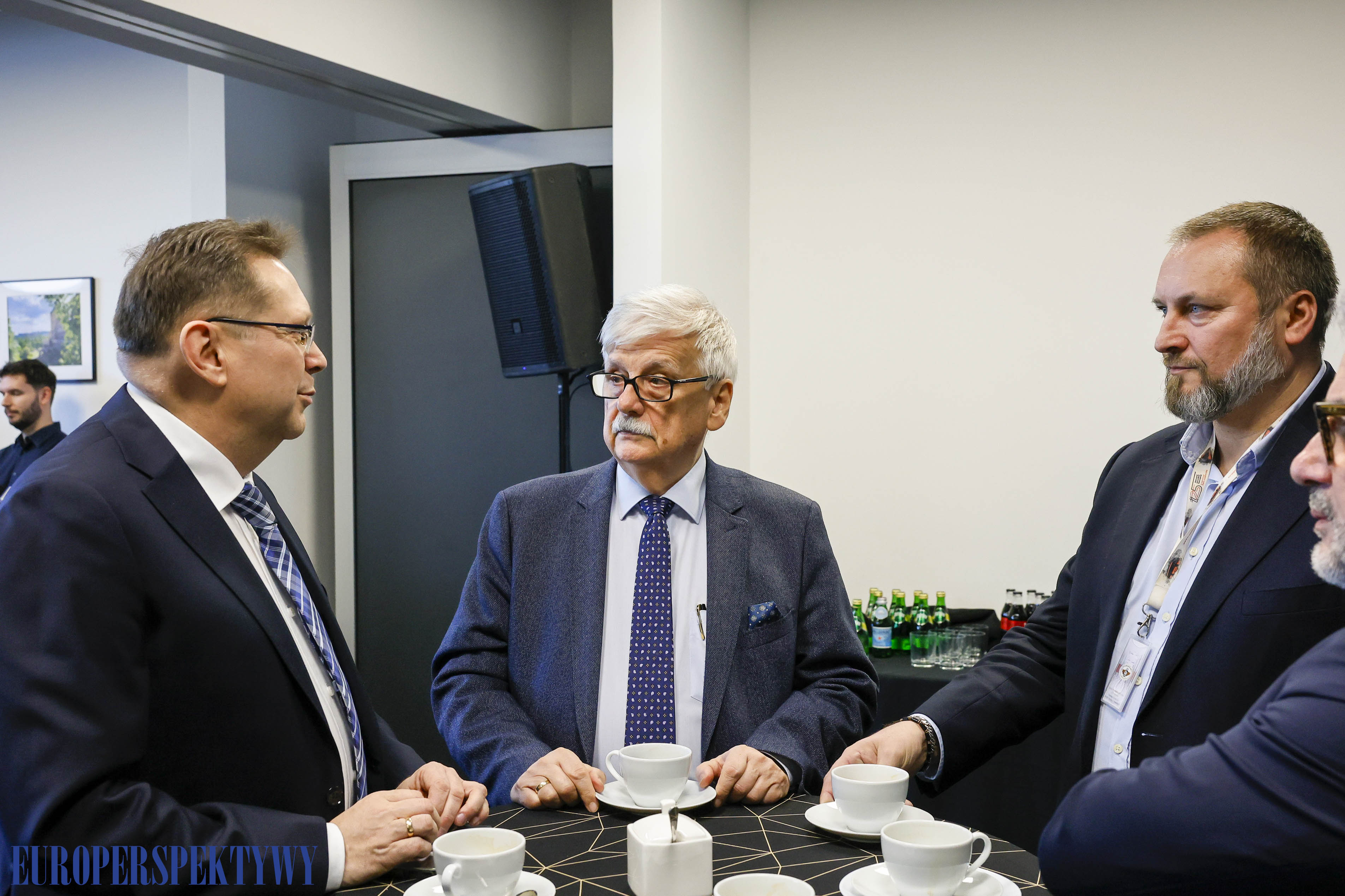 EP (1 z 37) Europerspektywy Będzin i Tramwaje Śląskie SA: podpisanie umowy