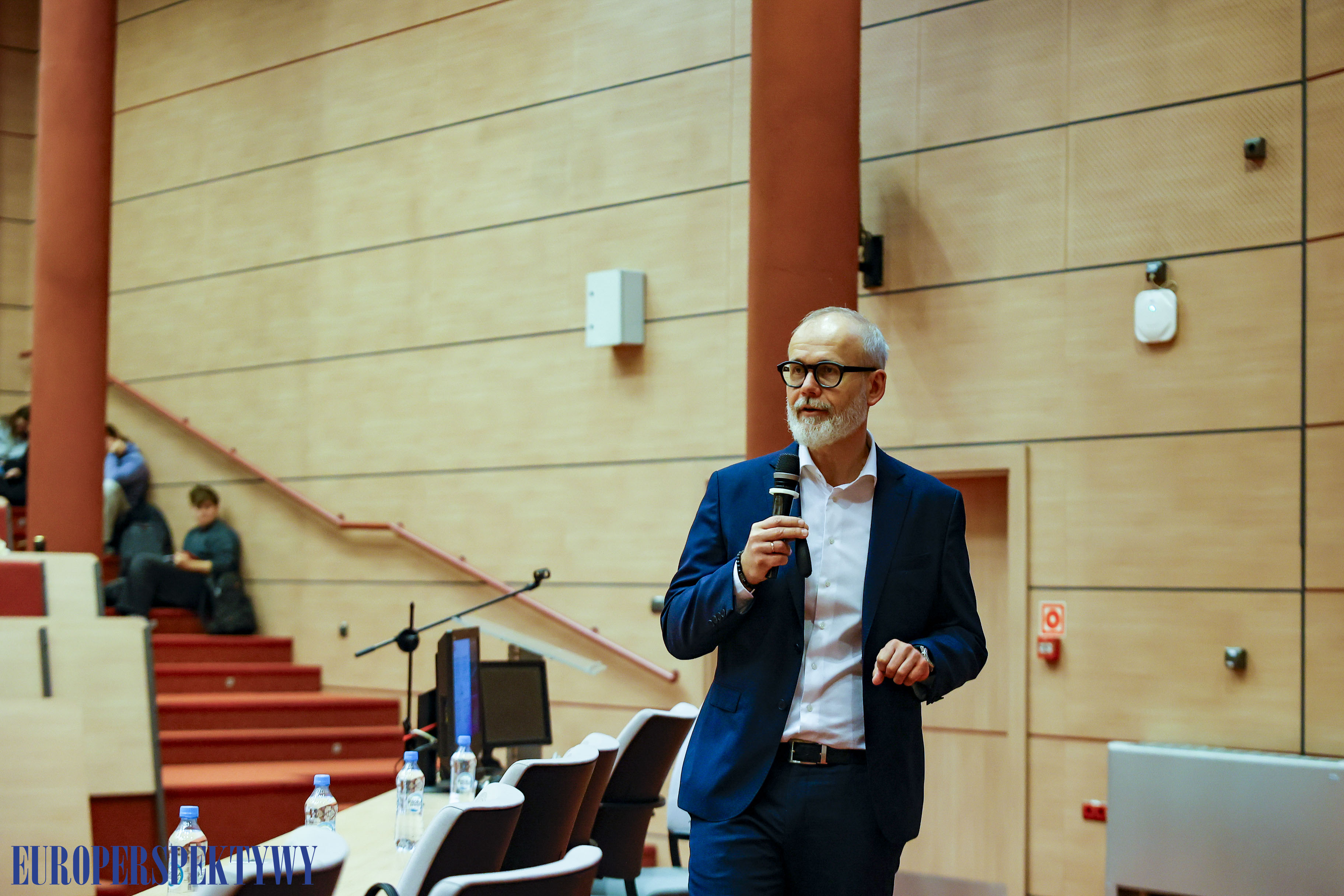 EP (1 z 8) Europerspektywy UE: wykład o transformacji energetycznej