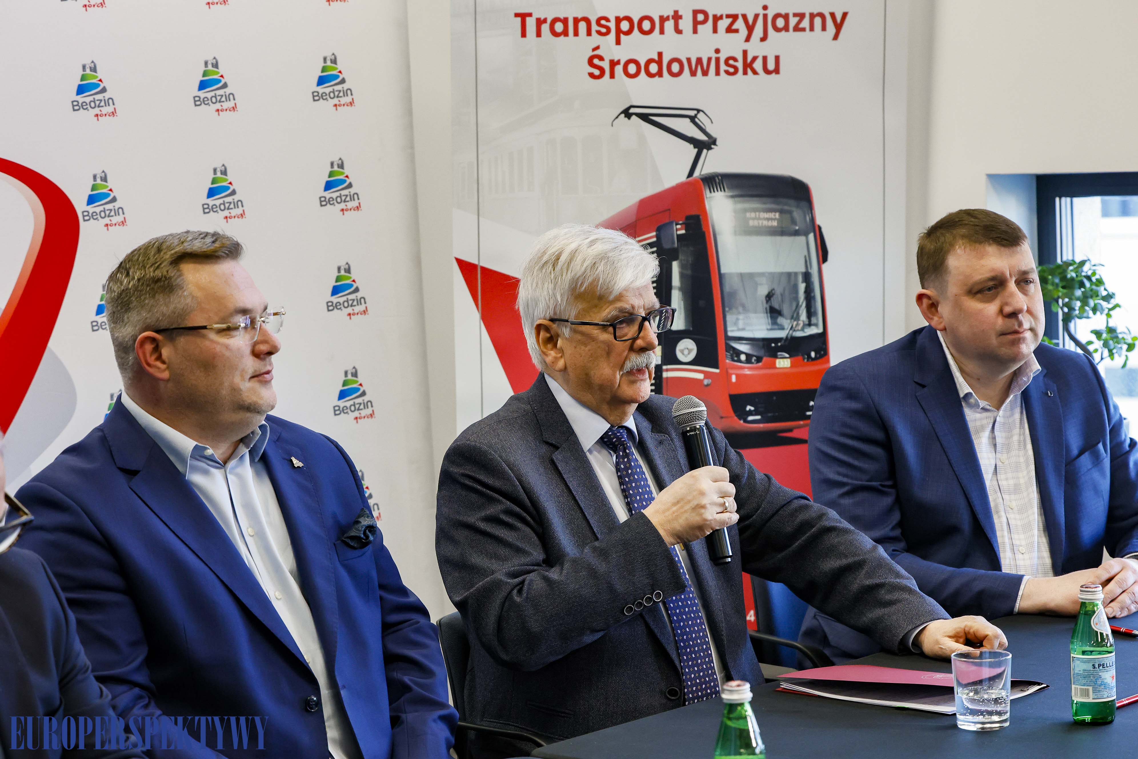 EP (22 z 37) Europerspektywy Będzin i Tramwaje Śląskie SA: podpisanie umowy