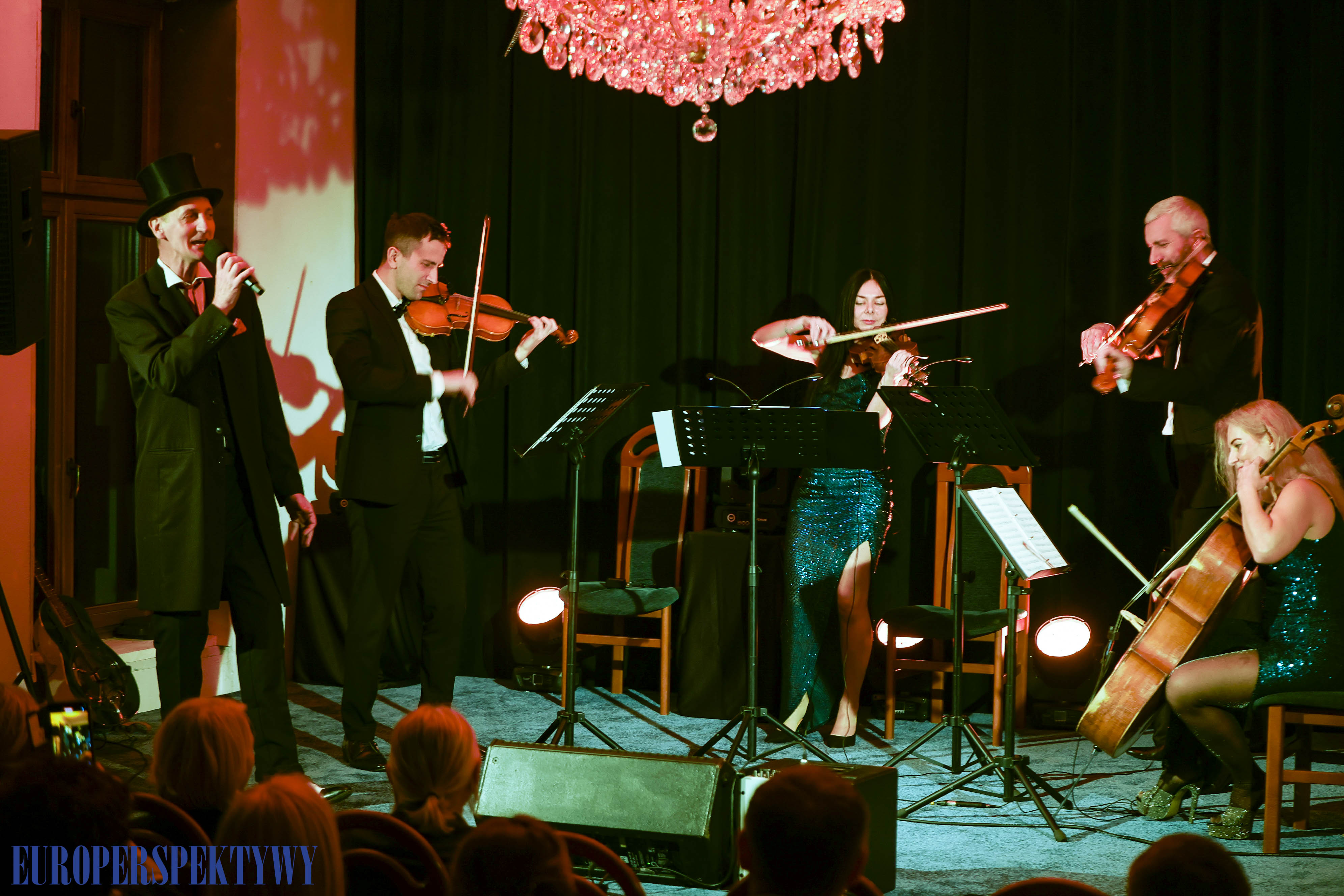 EP (38 z 79) Pałac w Rzuchowie