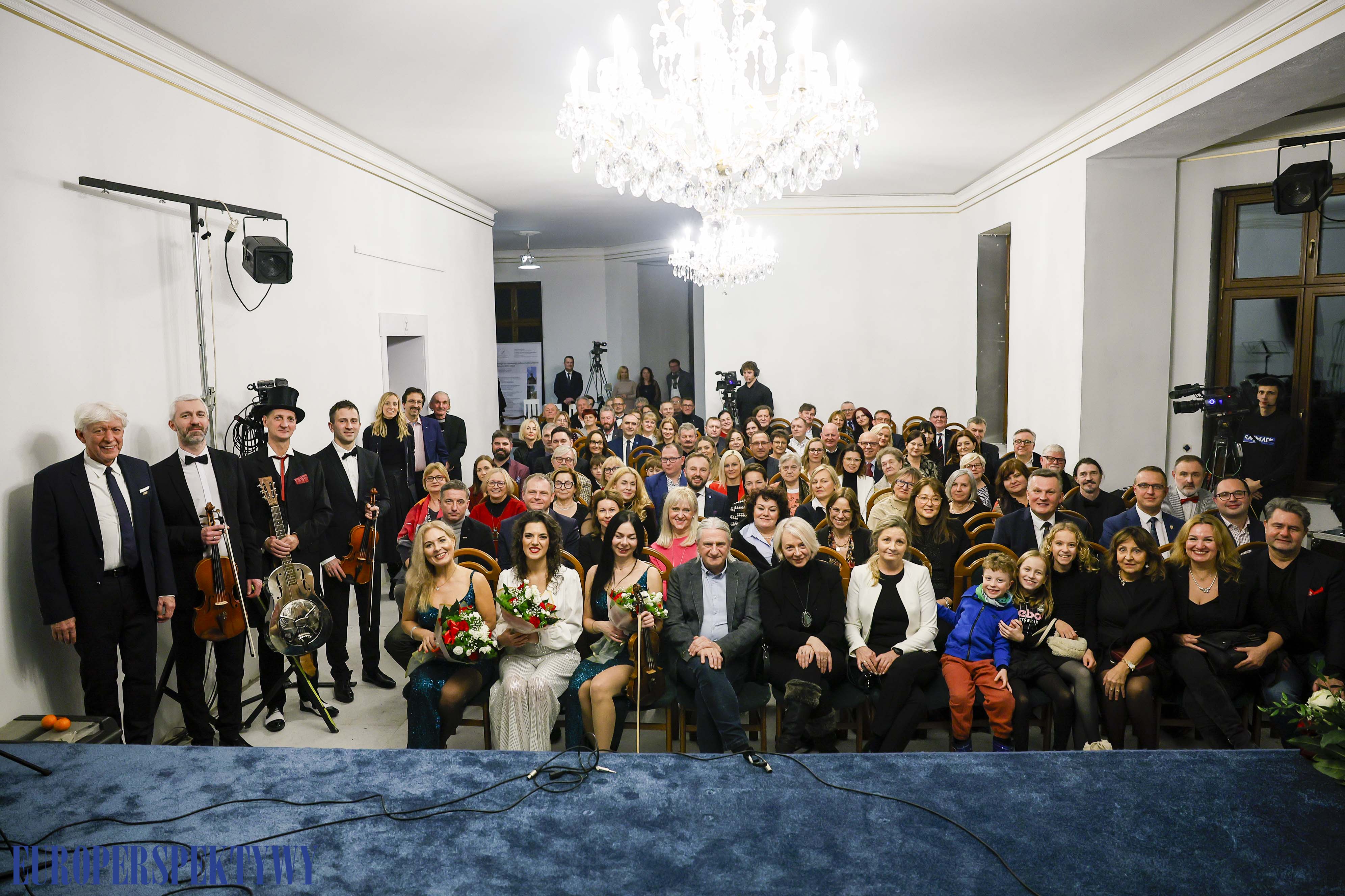 EP (54 z 79) Europerspektywy Pałac w Rzuchowie – VI koncert noworoczny