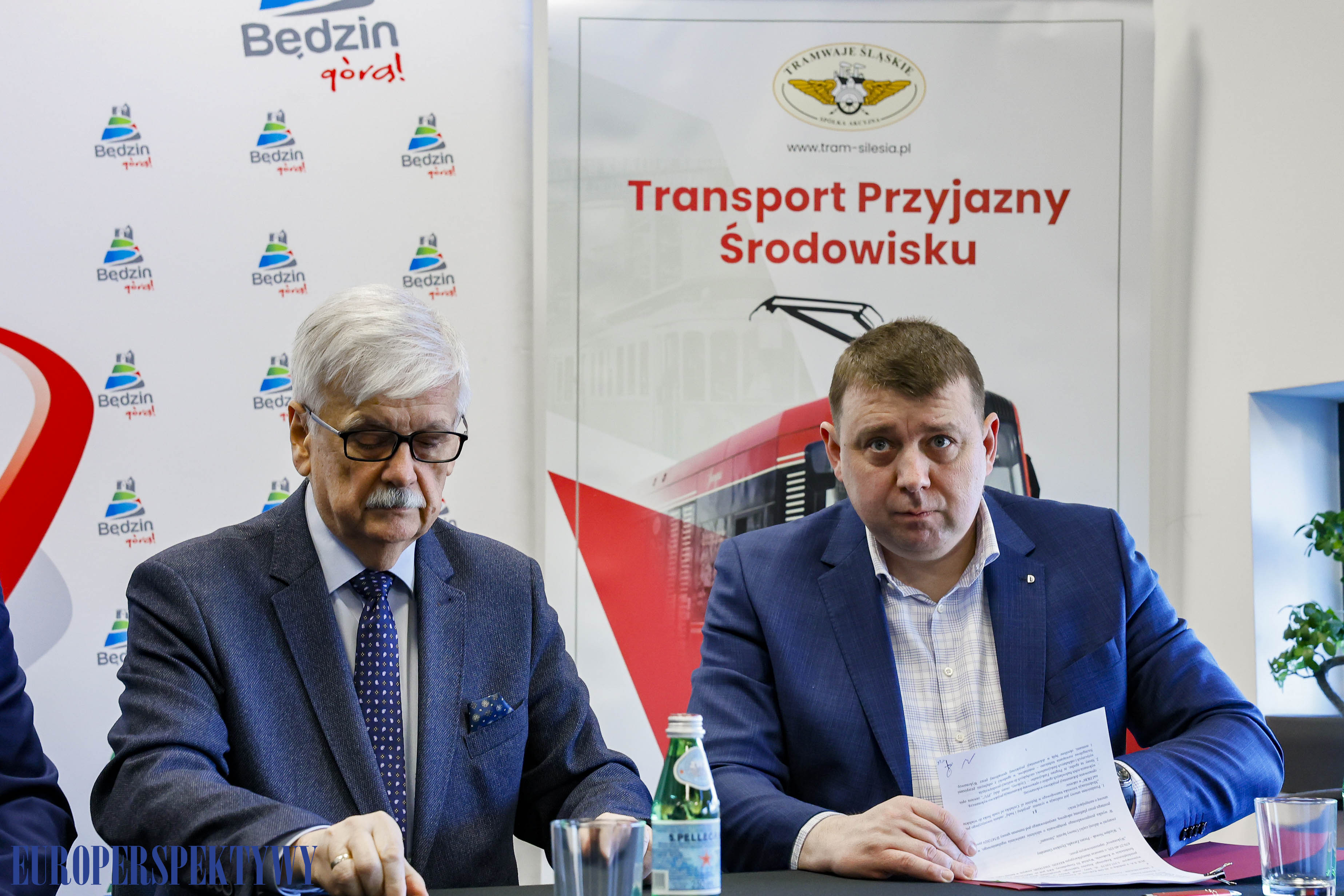 EP (9 z 37) Europerspektywy Będzin i Tramwaje Śląskie SA: podpisanie umowy