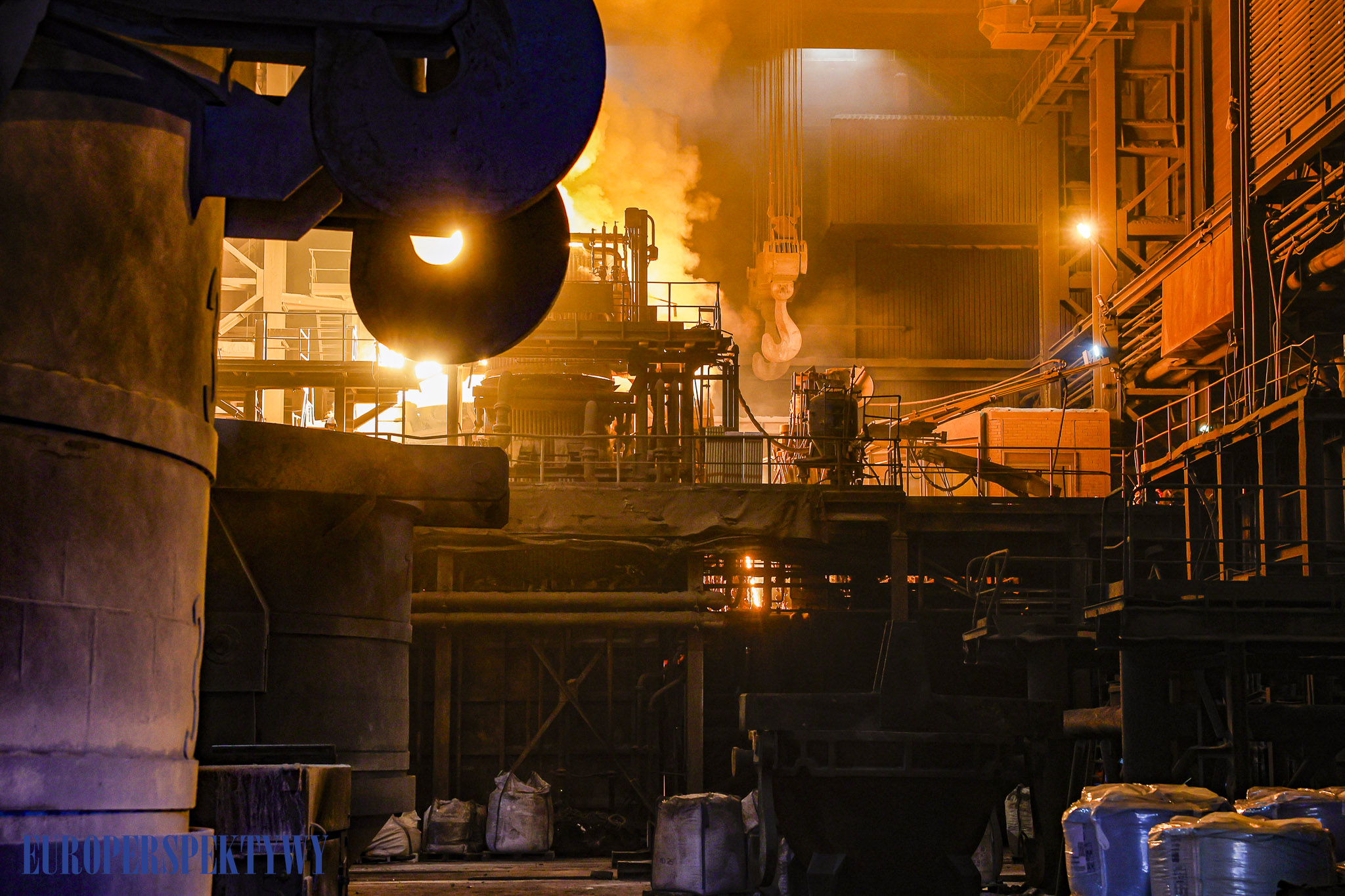 EUROPERSPEKTYWY (10 z 87) Europerspektywy Huta Częstochowa: wznowienie produkcji