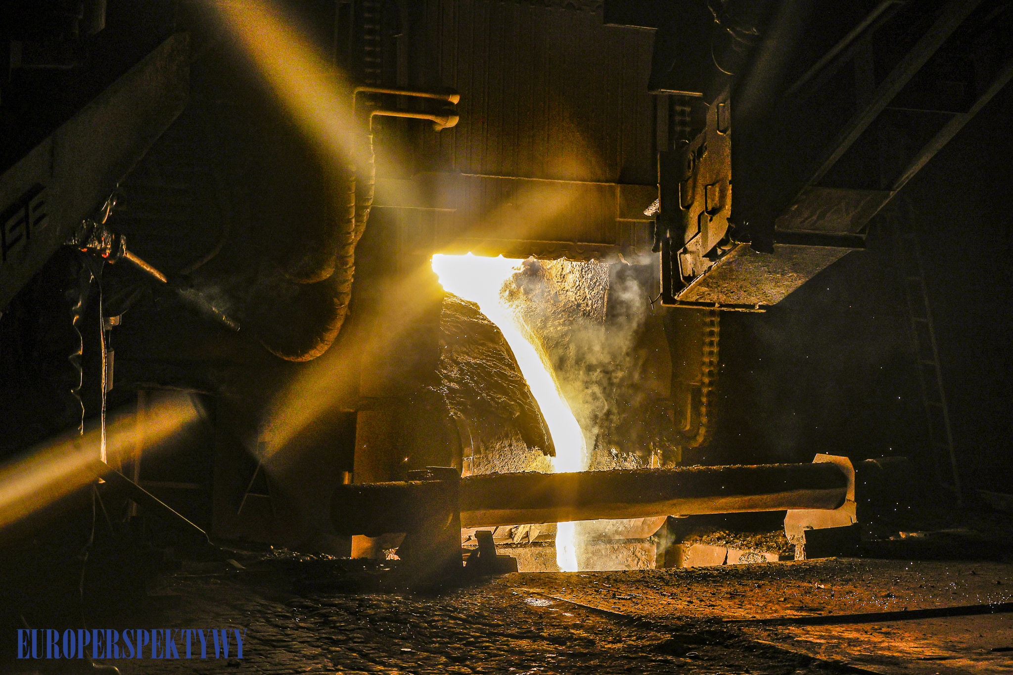 EUROPERSPEKTYWY (25 z 87) Europerspektywy Huta Częstochowa: wznowienie produkcji