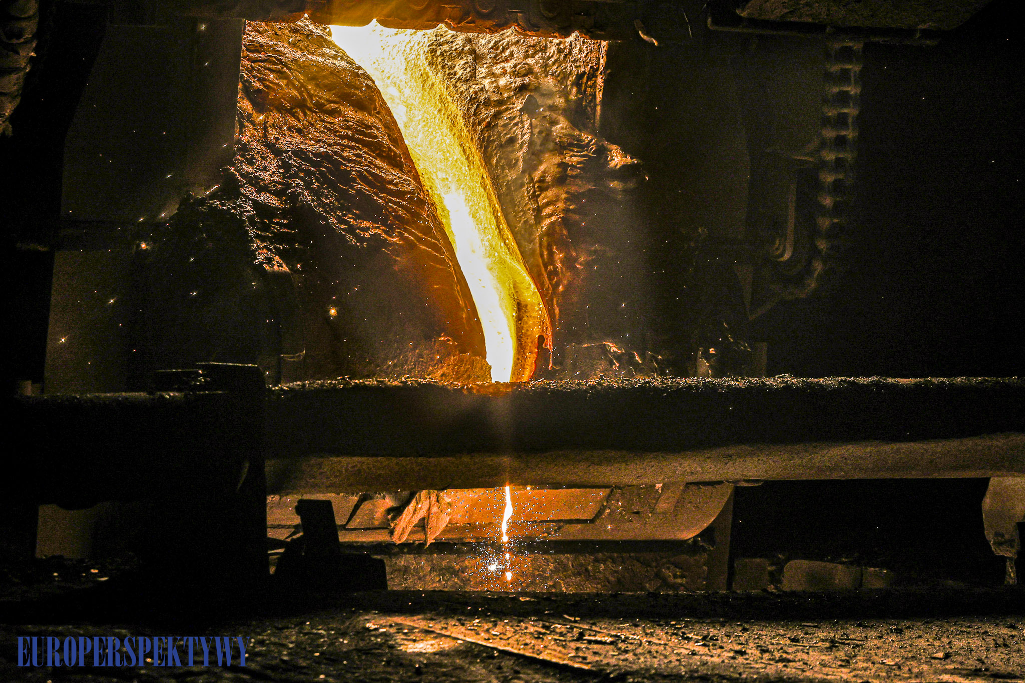 EUROPERSPEKTYWY (28 z 87) Europerspektywy Huta Częstochowa: wznowienie produkcji