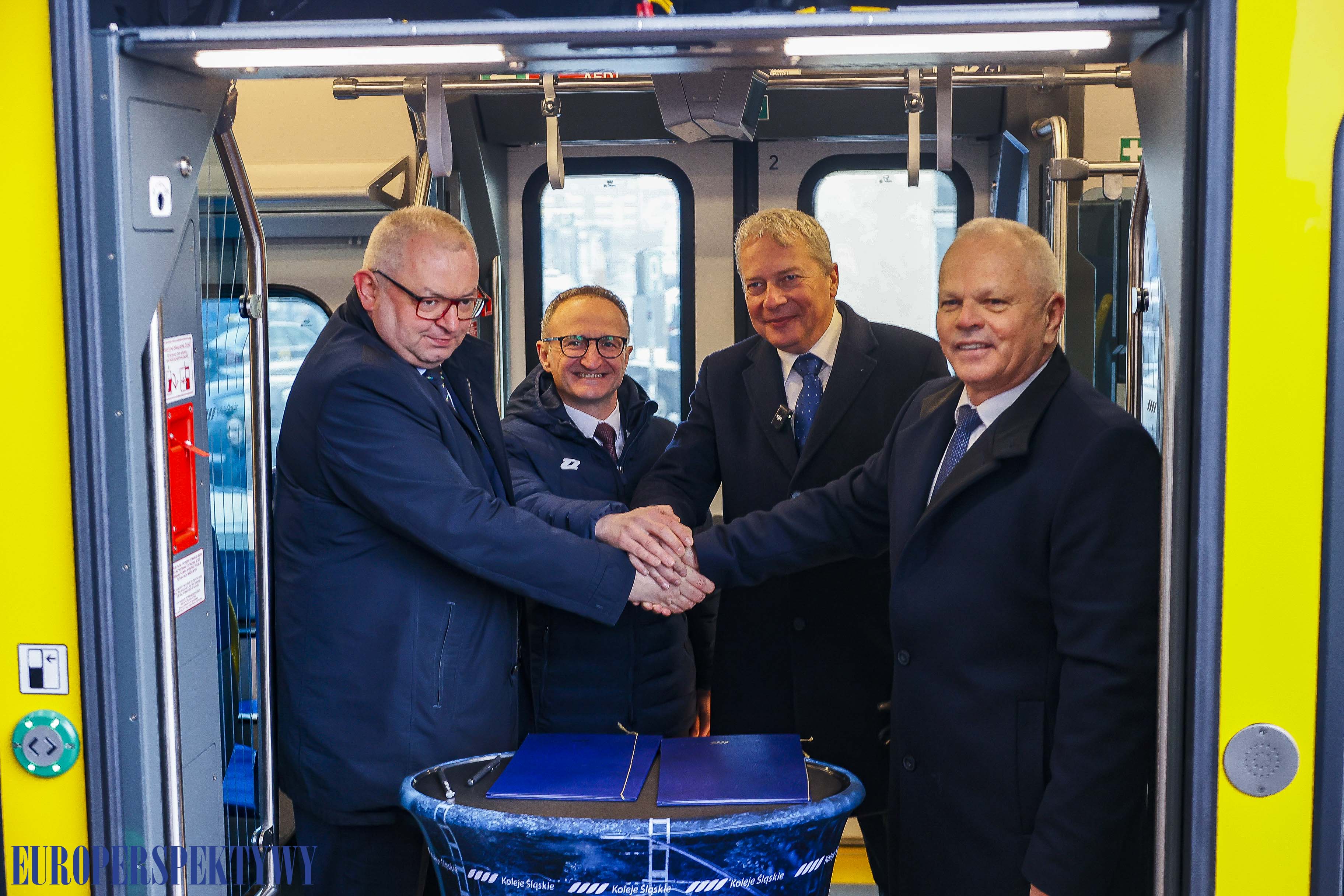 Europerspektywy Koleje Śląskie: na tory wyjechały nowe Impulsy