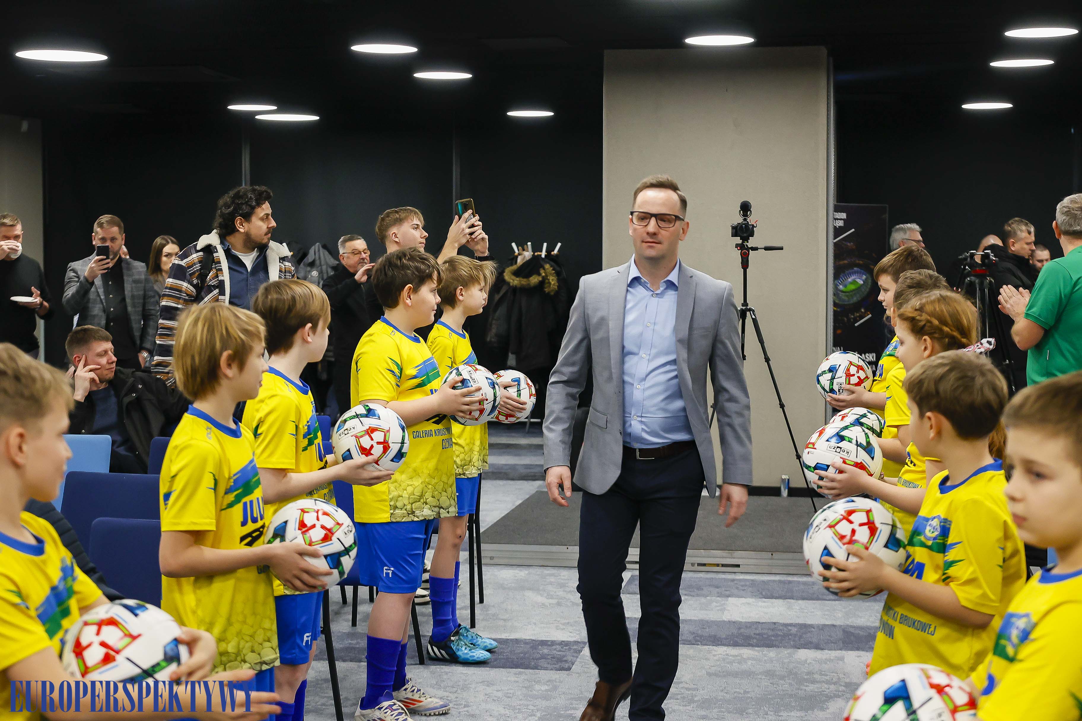 EP-8 Europerspektywy Ronaldinho Show - zapowiedź