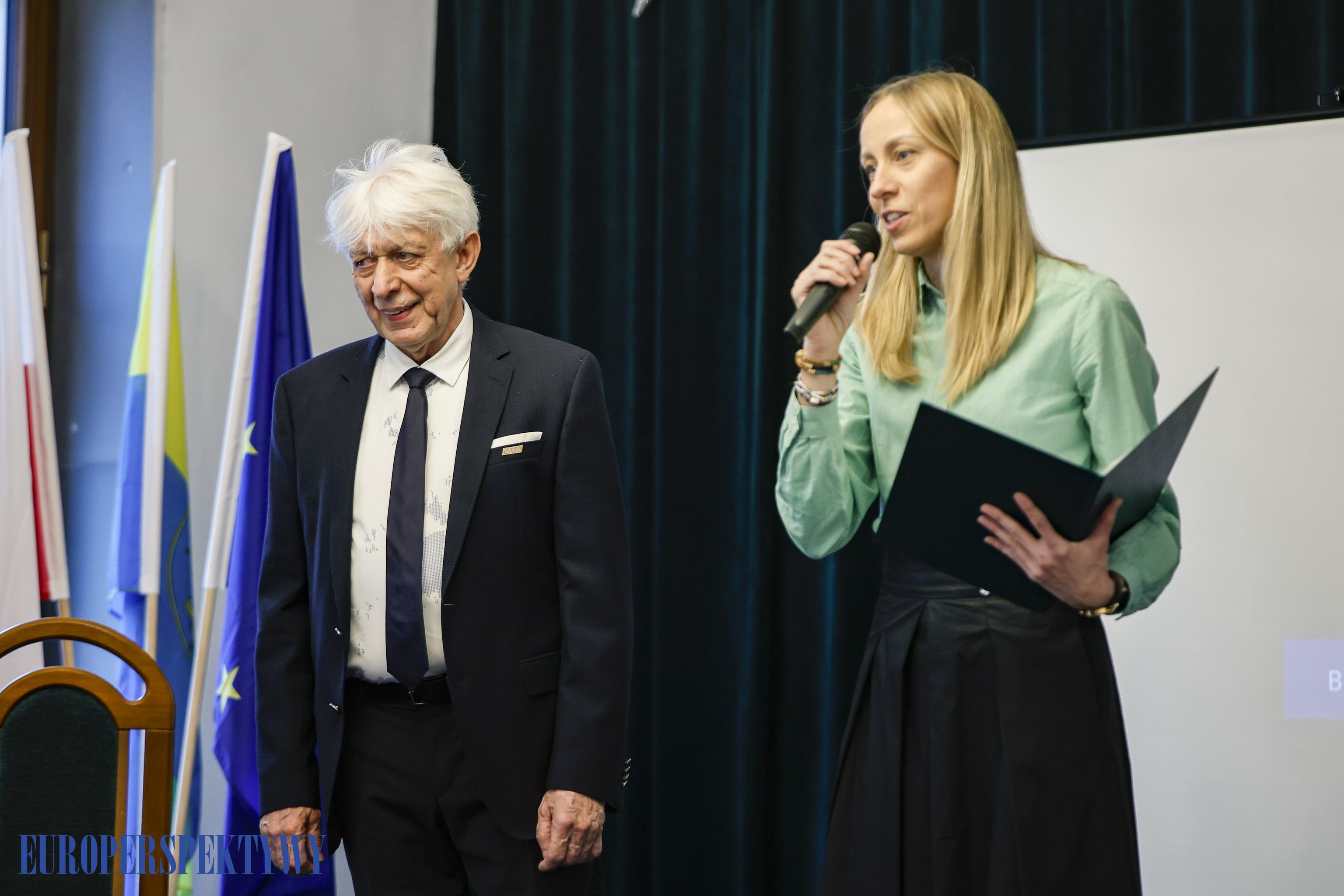 _MGL-1004 Europerspektywy Pałac w Rzuchowie: konferencja naukowa