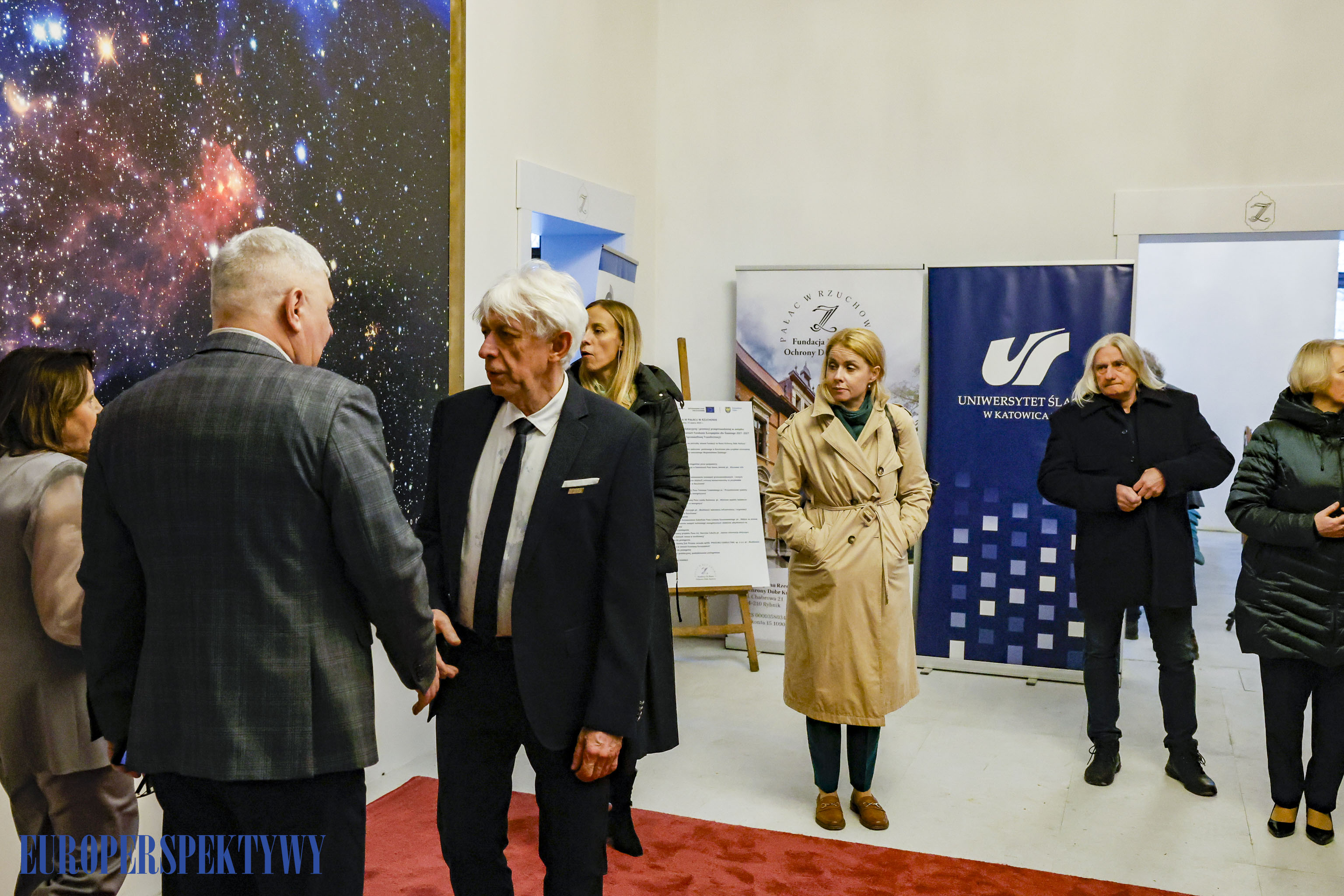 _MGL-1080 Europerspektywy Pałac w Rzuchowie: konferencja naukowa