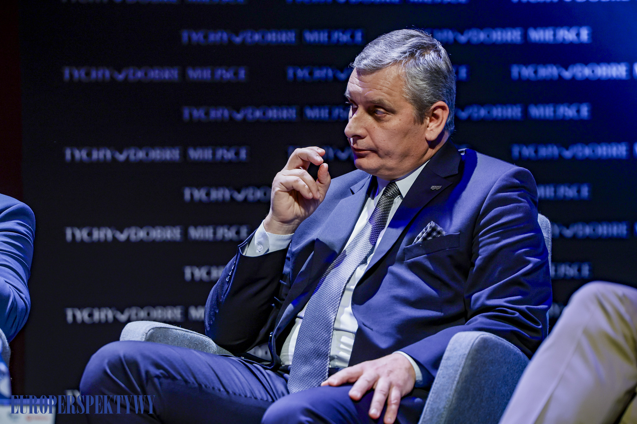 EUROPERSPEKTYWY (105 z 198) Europerspektywy Konferencja OIPH: bezpieczeństwo energetyczne i transformacja lokalna