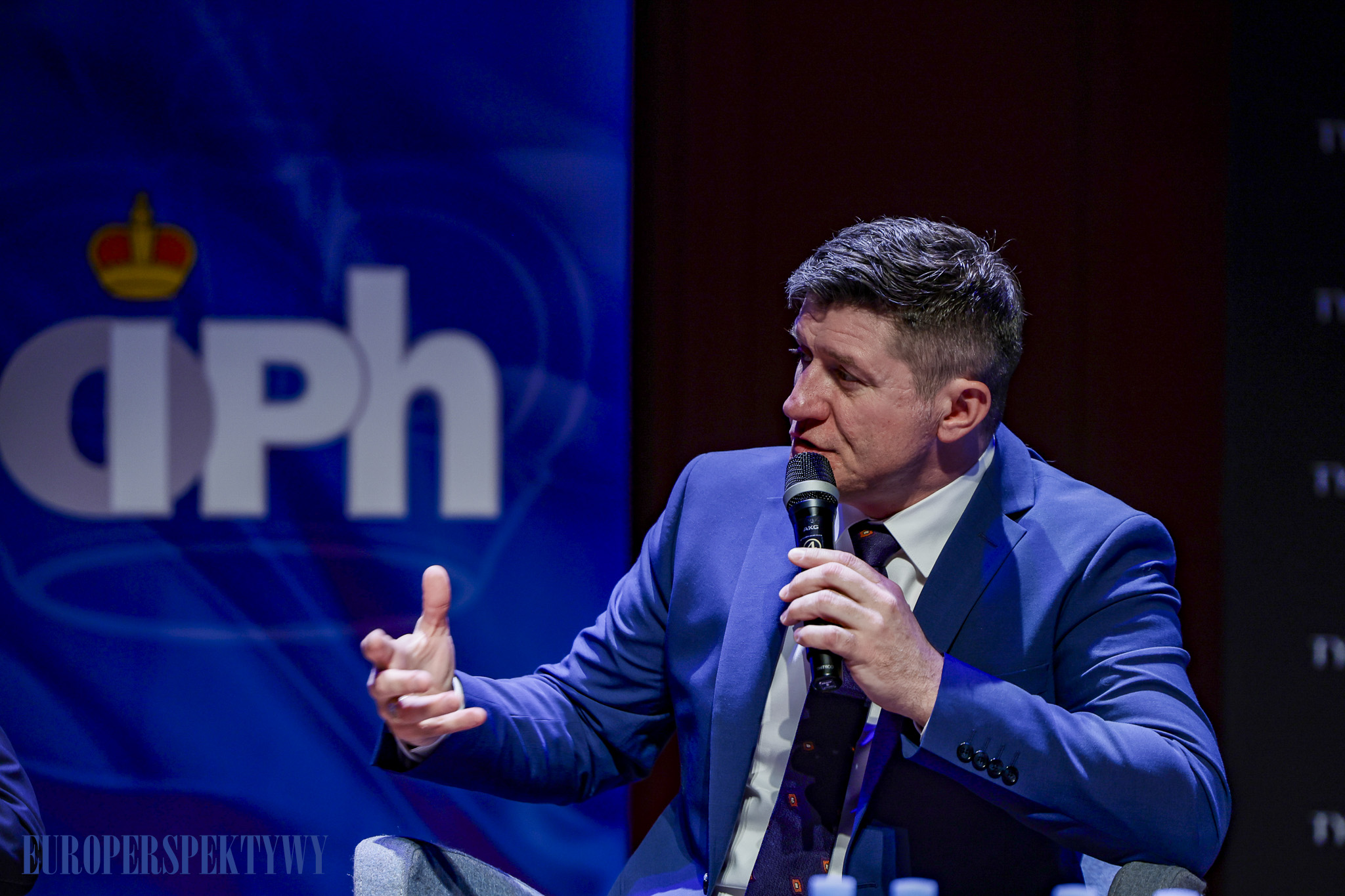 EUROPERSPEKTYWY (106 z 198) Europerspektywy Konferencja OIPH: bezpieczeństwo energetyczne i transformacja lokalna