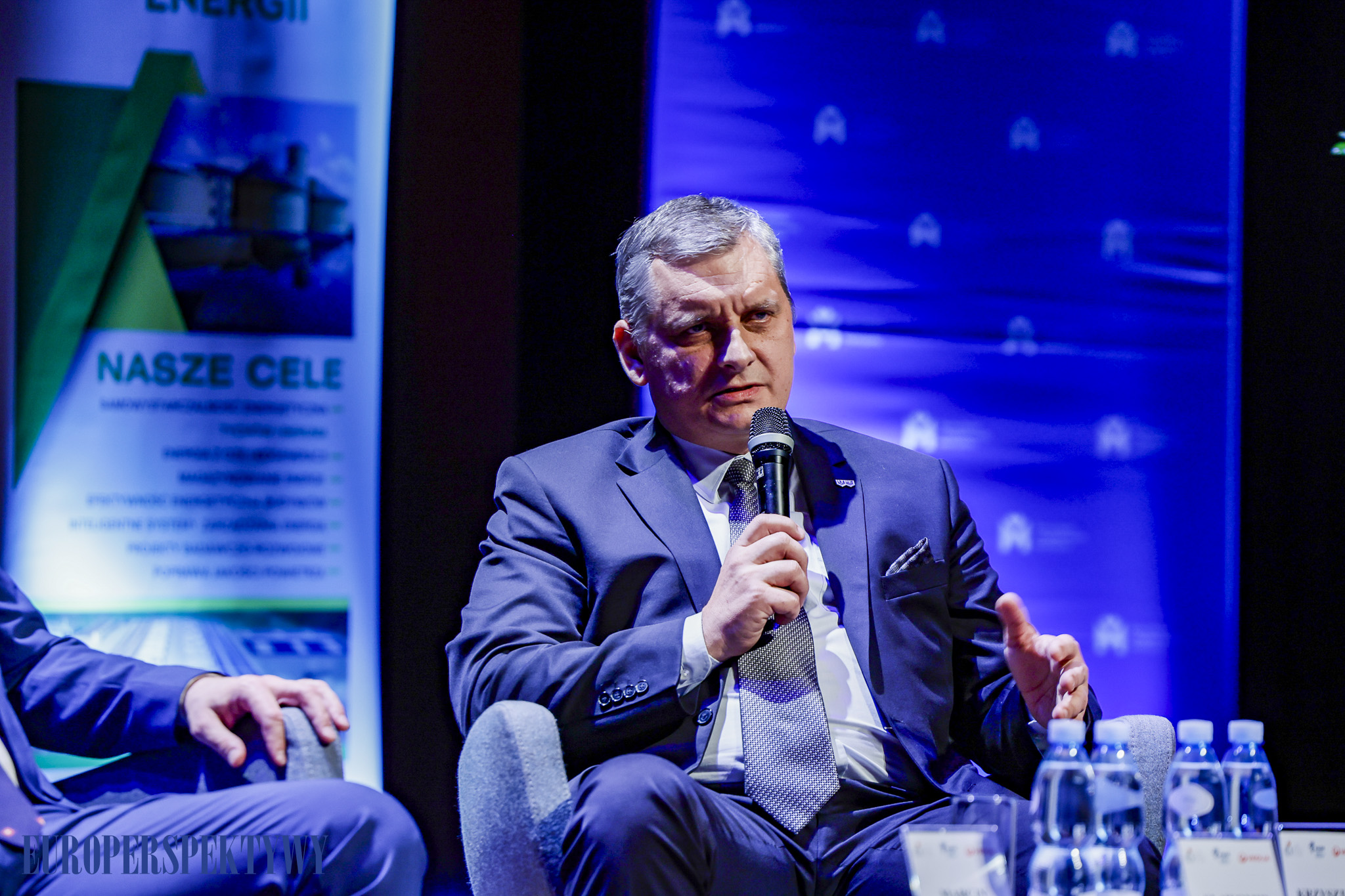 EUROPERSPEKTYWY (114 z 198) Europerspektywy Konferencja OIPH: bezpieczeństwo energetyczne i transformacja lokalna