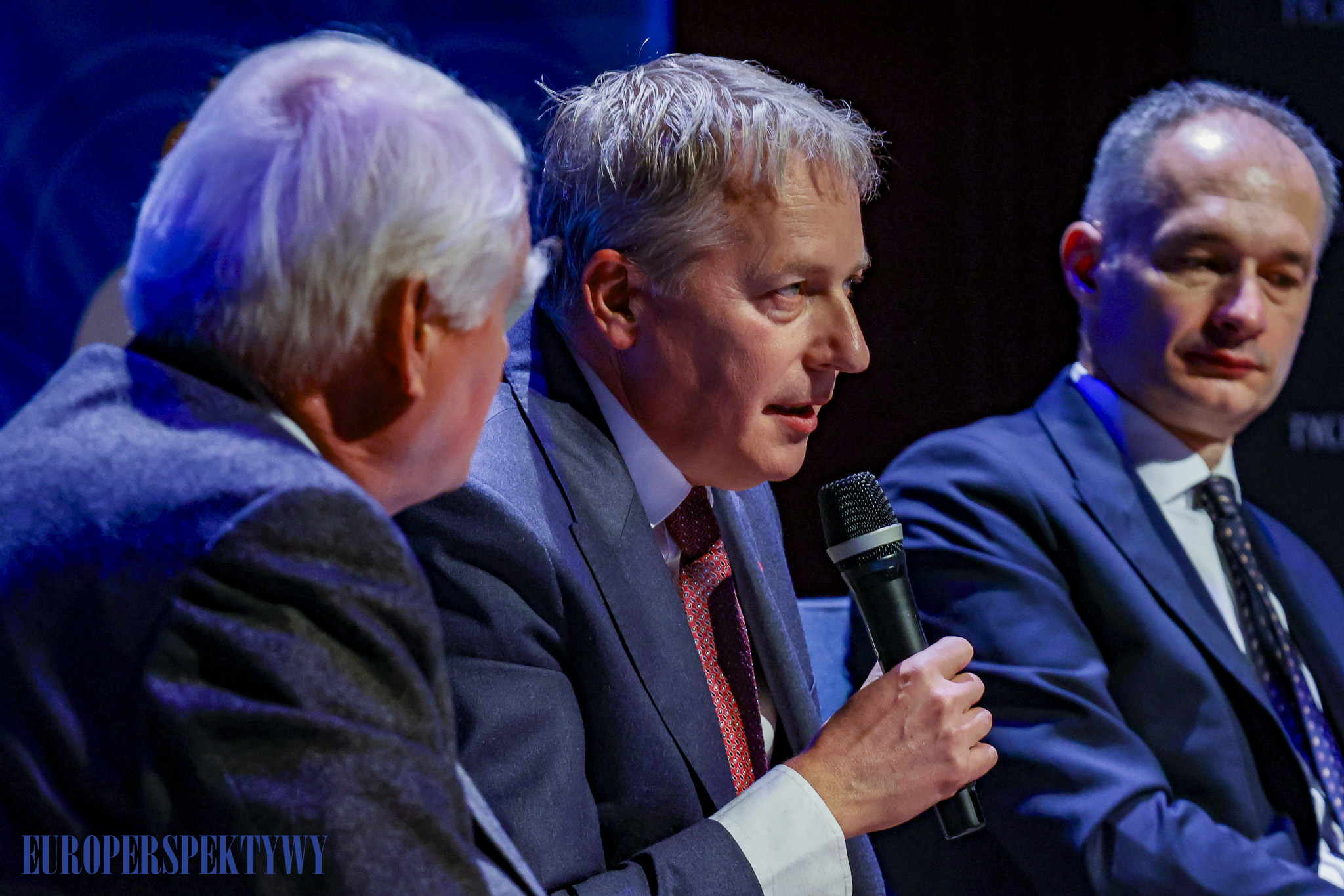 EUROPERSPEKTYWY (136 z 198) Europerspektywy Konferencja OIPH: bezpieczeństwo energetyczne i transformacja lokalna