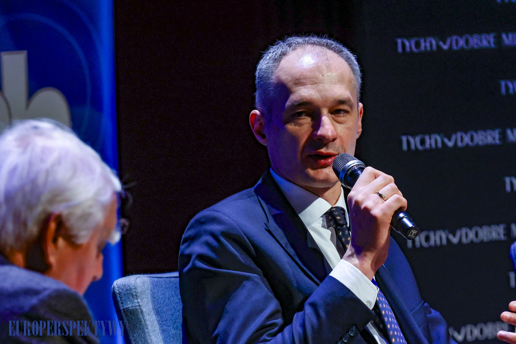 EUROPERSPEKTYWY (138 z 198) Europerspektywy Konferencja OIPH: bezpieczeństwo energetyczne i transformacja lokalna