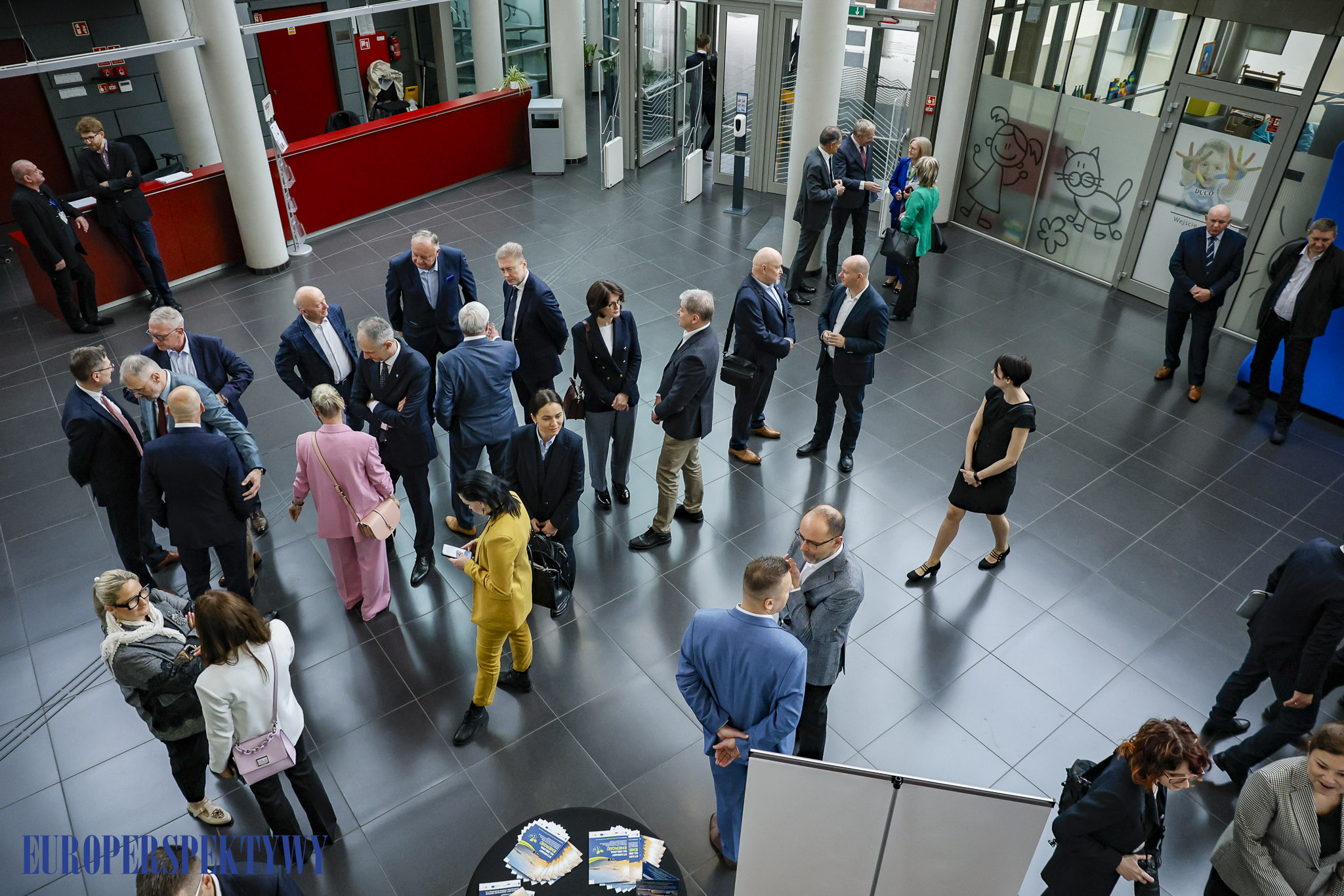 EUROPERSPEKTYWY (14 z 198) Europerspektywy Konferencja OIPH: bezpieczeństwo energetyczne i transformacja lokalna