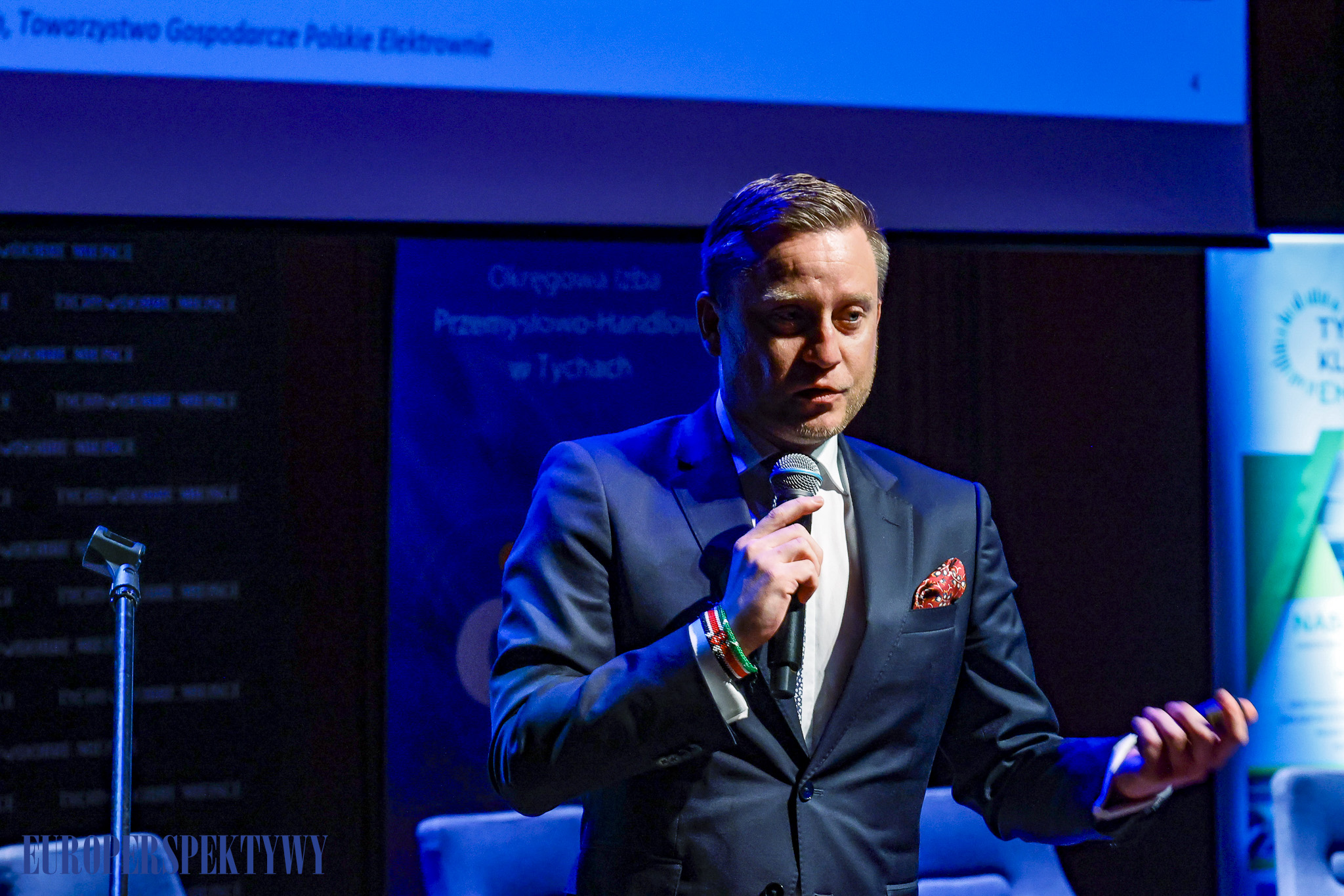 EUROPERSPEKTYWY (160 z 198) Europerspektywy Konferencja OIPH: bezpieczeństwo energetyczne i transformacja lokalna