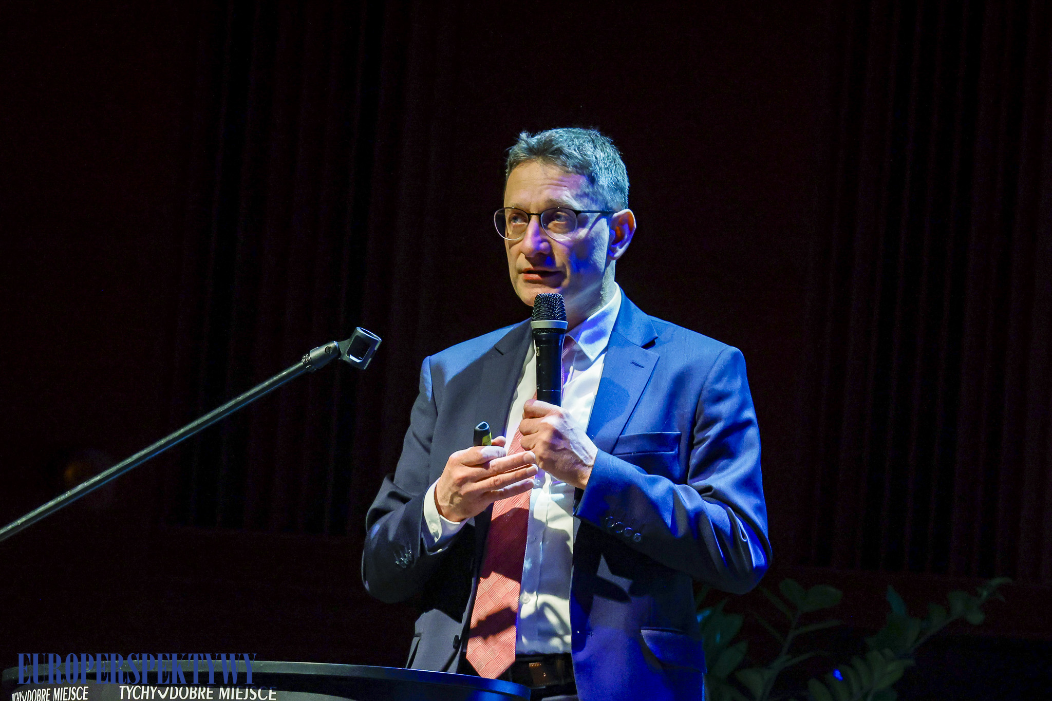 EUROPERSPEKTYWY (169 z 198) Europerspektywy Konferencja OIPH: bezpieczeństwo energetyczne i transformacja lokalna