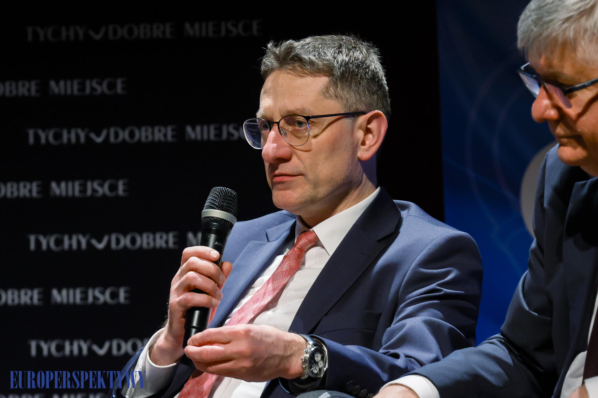 EUROPERSPEKTYWY (179 z 198) Europerspektywy Konferencja OIPH: bezpieczeństwo energetyczne i transformacja lokalna