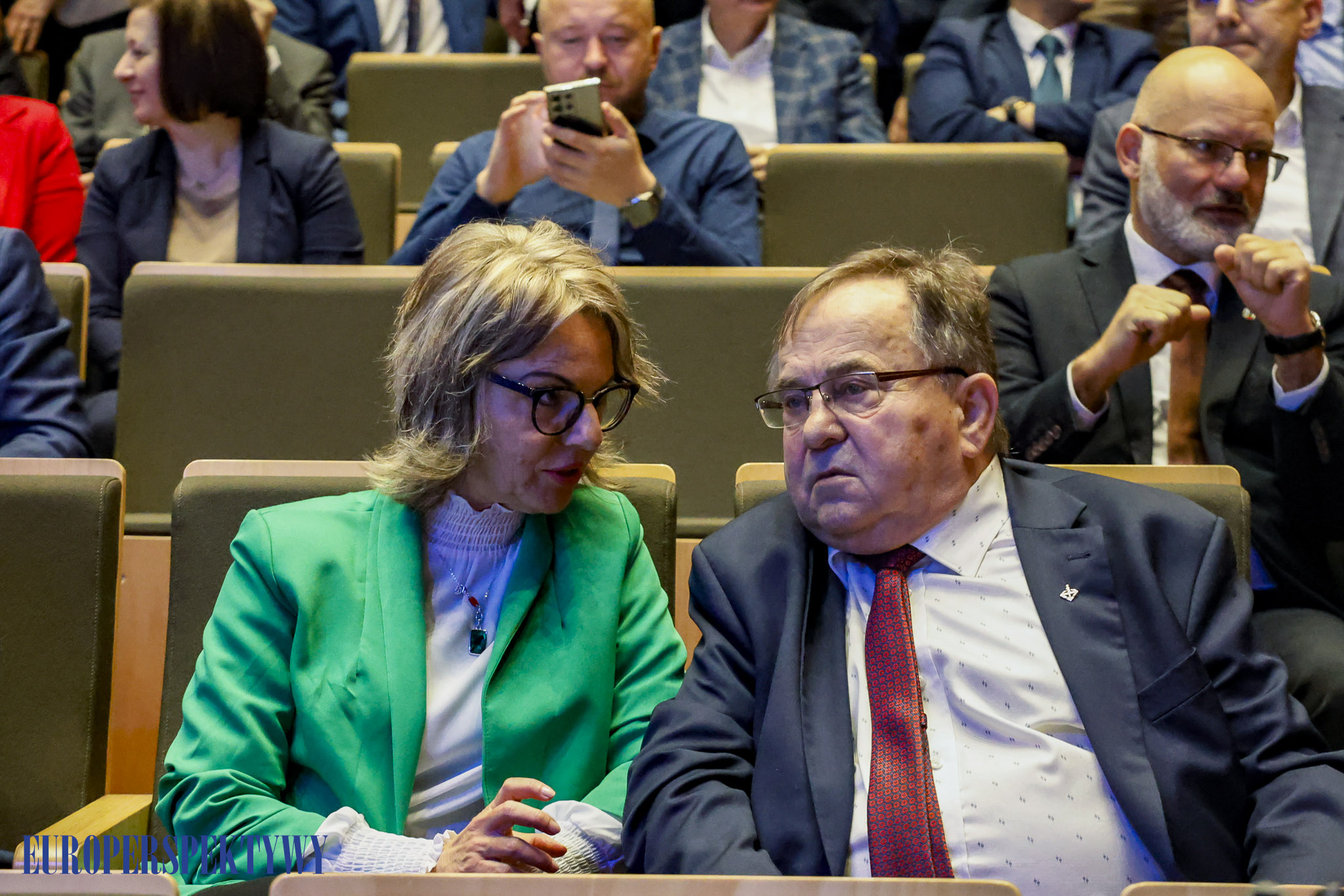 EUROPERSPEKTYWY (18 z 198) Europerspektywy Konferencja OIPH: bezpieczeństwo energetyczne i transformacja lokalna