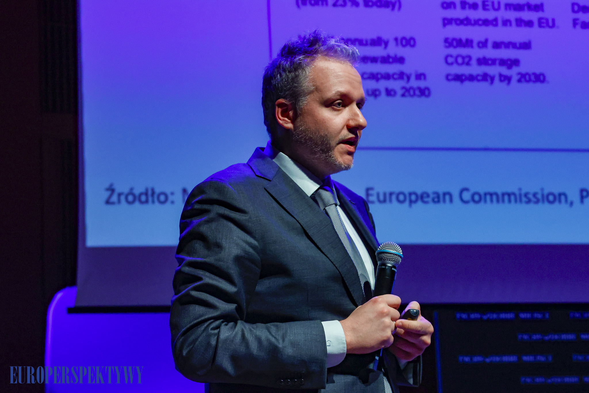 EUROPERSPEKTYWY (191 z 198) Europerspektywy Konferencja OIPH: bezpieczeństwo energetyczne i transformacja lokalna