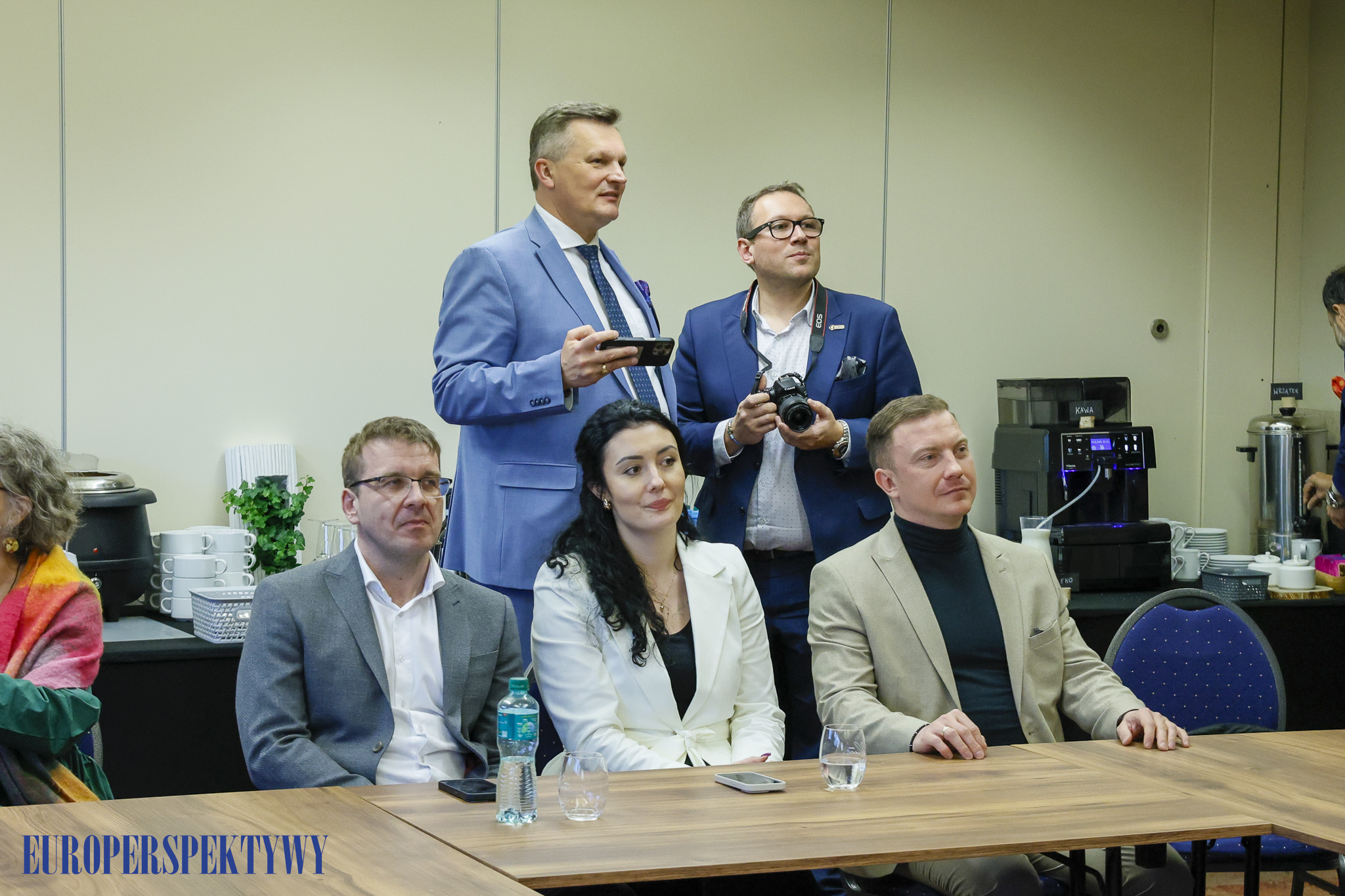 EUROPERSPEKTYWY (2 z 65)