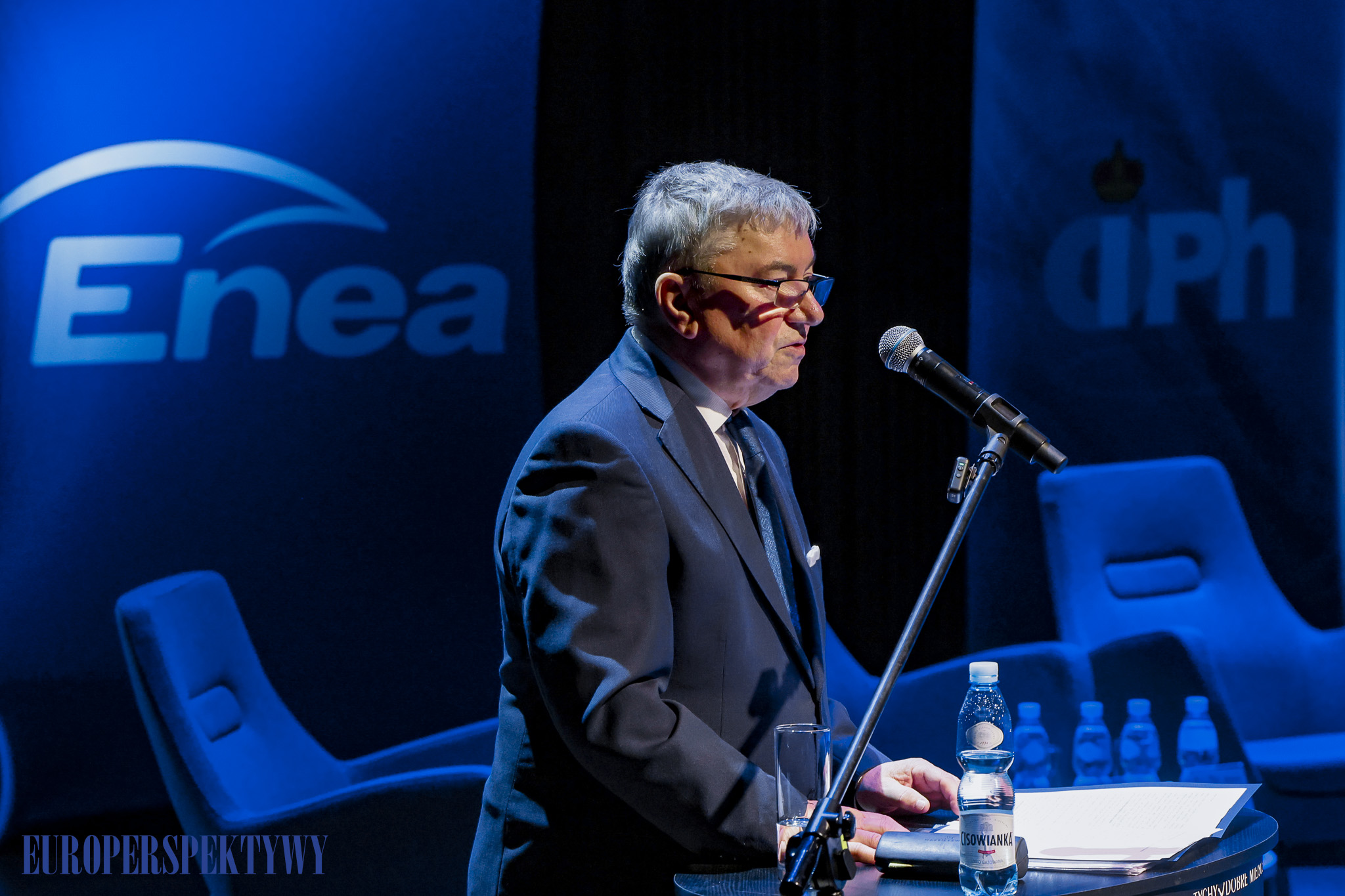 EUROPERSPEKTYWY (32 z 198) Europerspektywy Konferencja OIPH: bezpieczeństwo energetyczne i transformacja lokalna