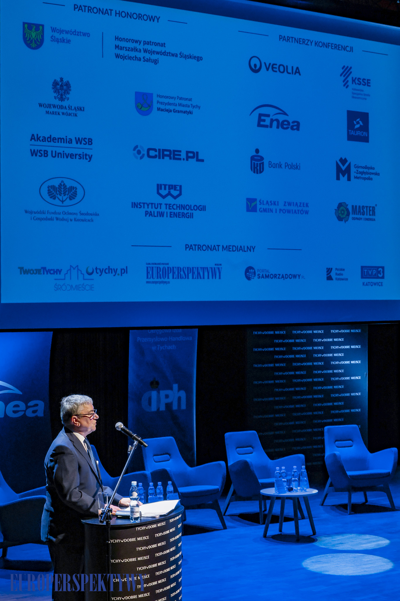 EUROPERSPEKTYWY (33 z 198) Europerspektywy Konferencja OIPH: bezpieczeństwo energetyczne i transformacja lokalna