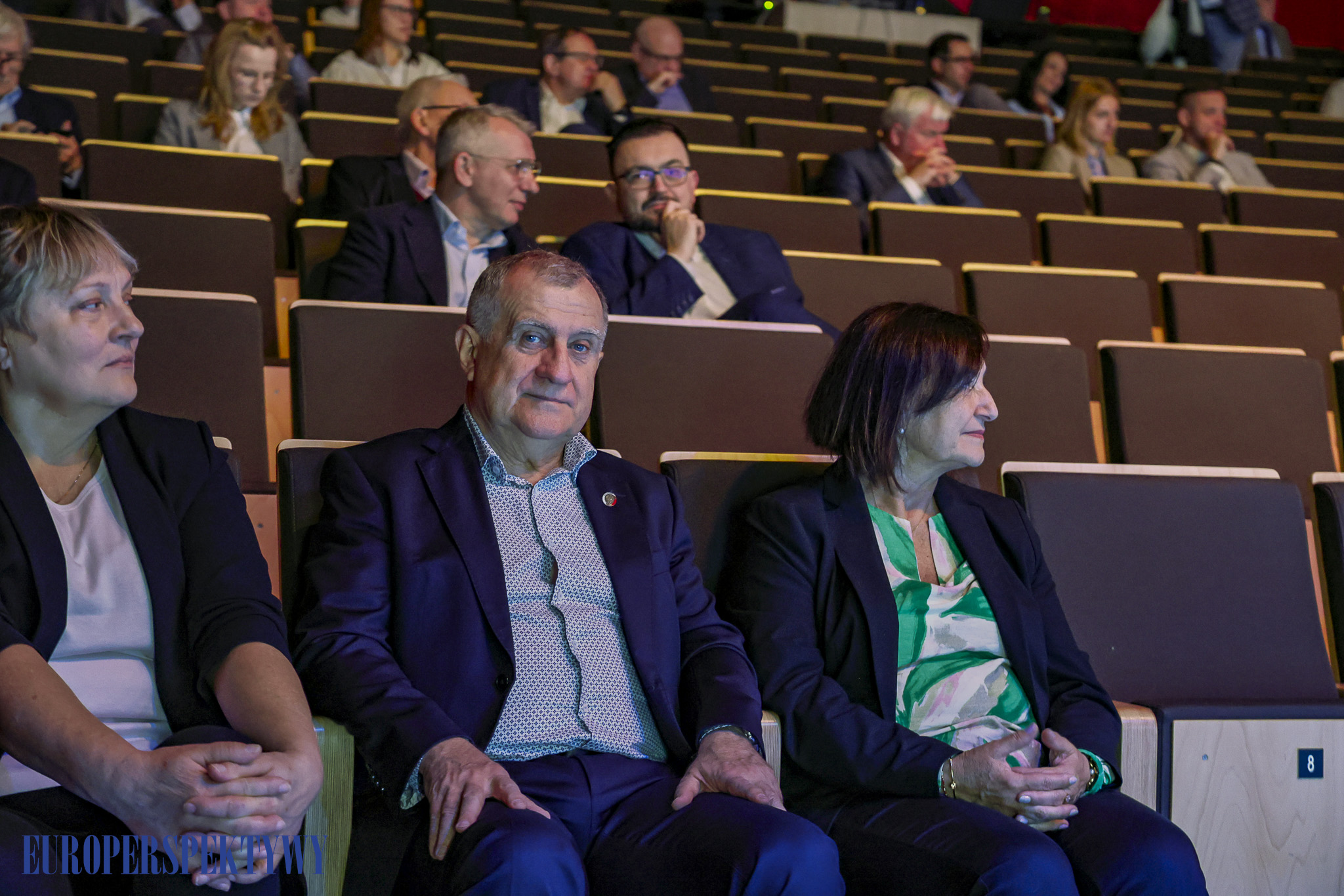 EUROPERSPEKTYWY (36 z 198) Europerspektywy Konferencja OIPH: bezpieczeństwo energetyczne i transformacja lokalna