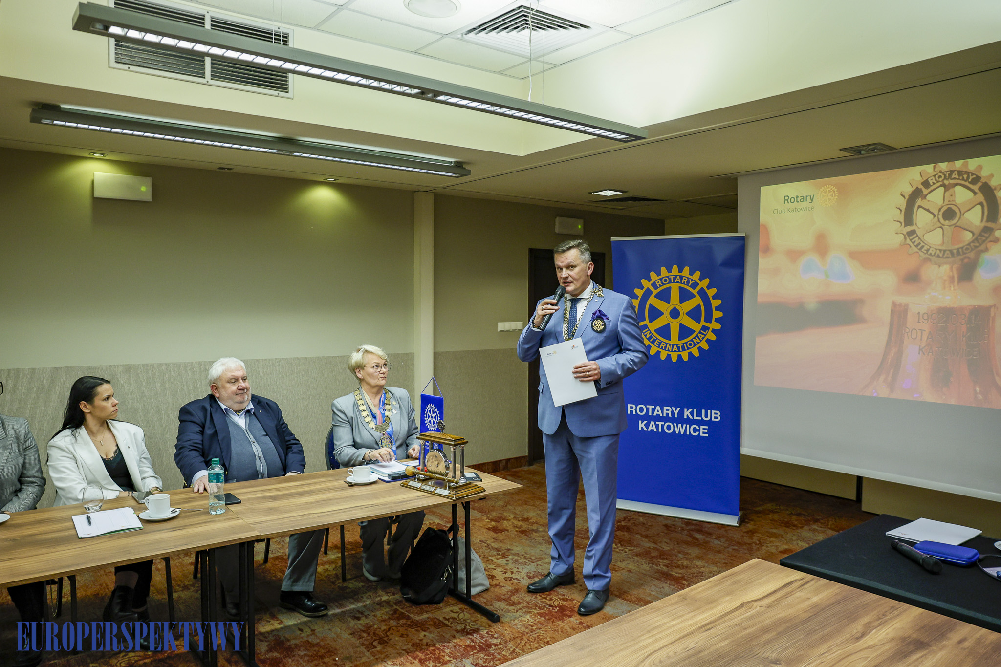 EUROPERSPEKTYWY (44 z 65)