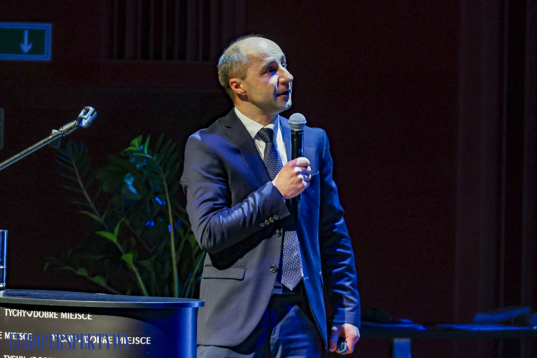 EUROPERSPEKTYWY (68 z 198) Europerspektywy Konferencja OIPH: bezpieczeństwo energetyczne i transformacja lokalna