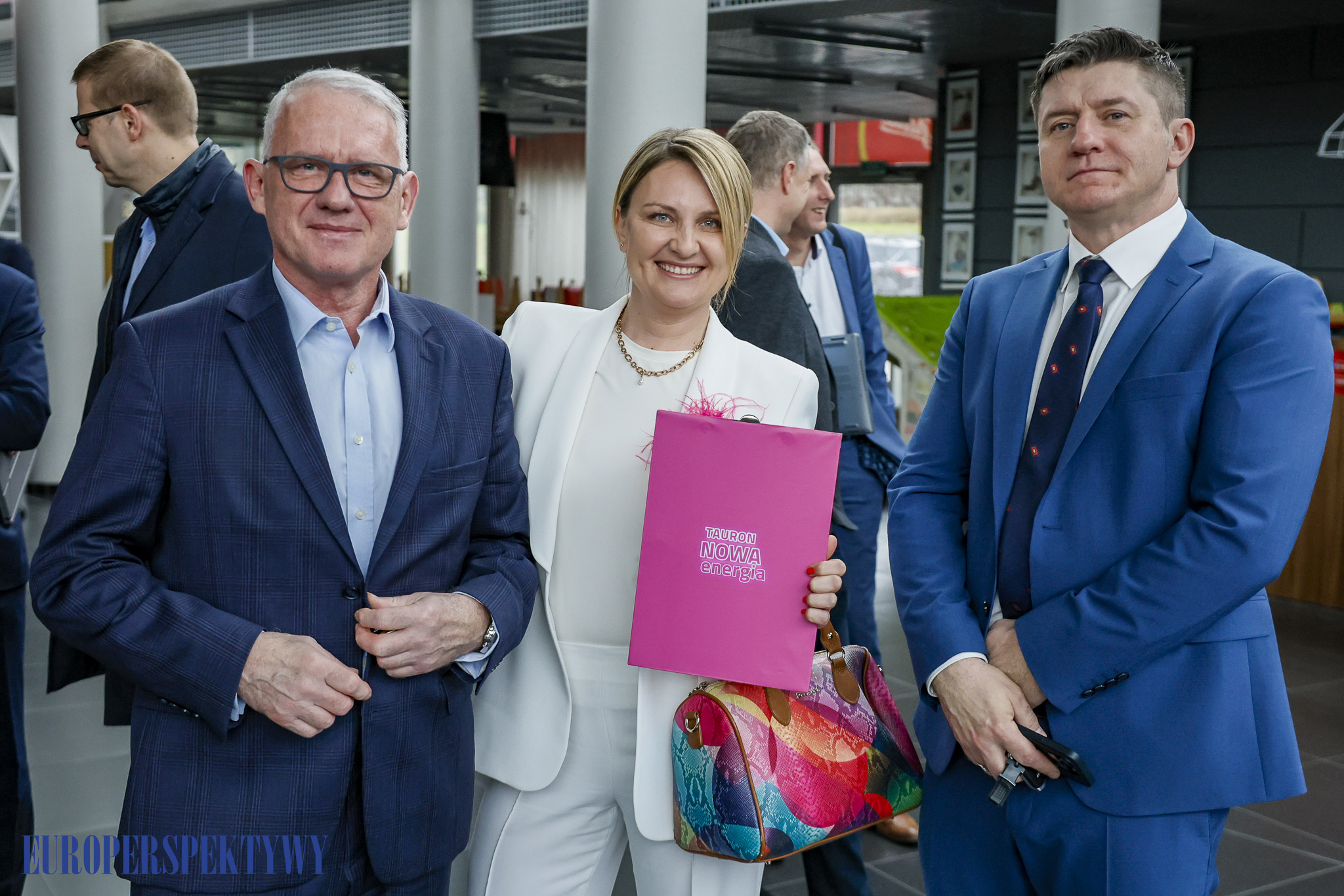 EUROPERSPEKTYWY (9 z 198) Europerspektywy Konferencja OIPH: bezpieczeństwo energetyczne i transformacja lokalna